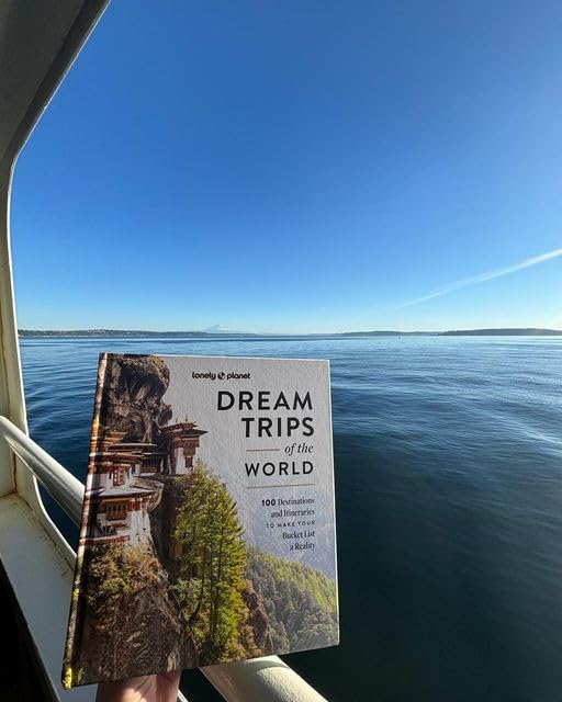 Lonely Planet Dream Trips of the World: 100 Destinations & Itineraries | Detailed Maps & Insider Tips | 2 Day to 3 Week Trips | Bucket List Travel customer photo 2