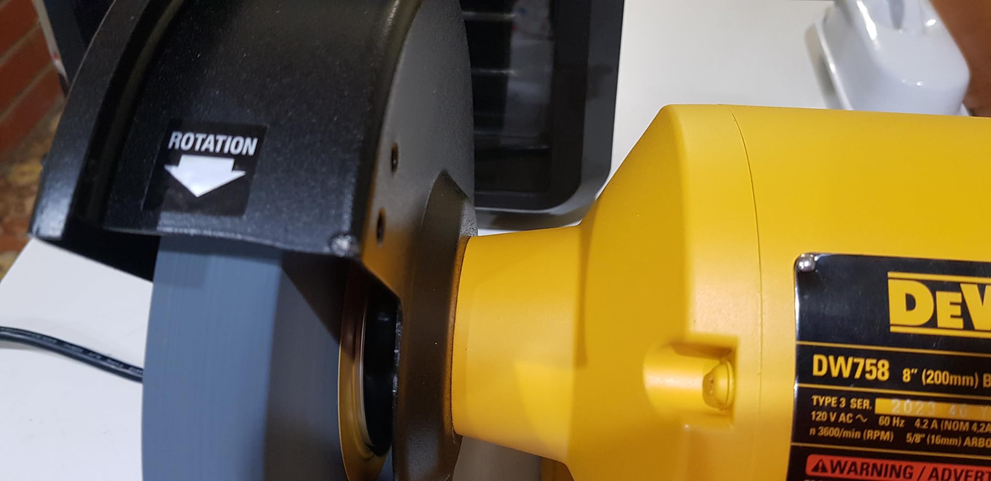 DEWALT DW758 8-Inch Bench Grinder customer photo 1