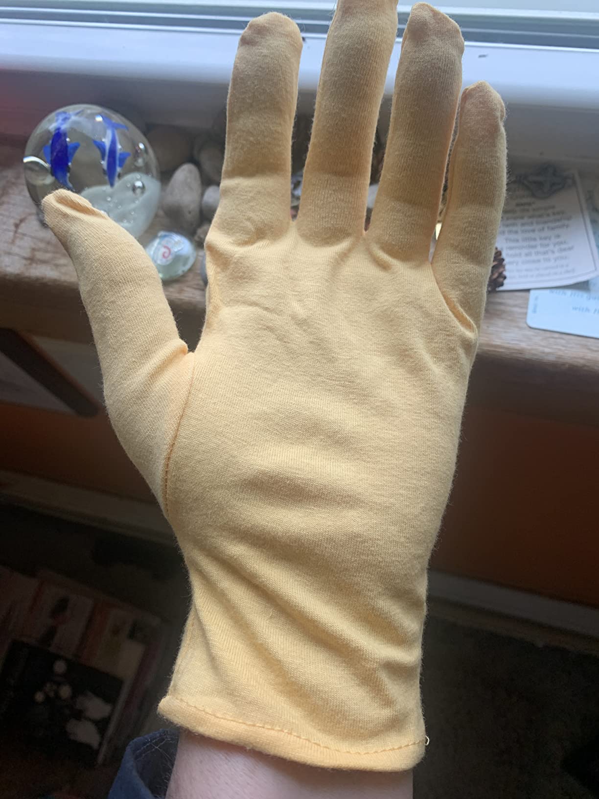 Burt's Bees Hand Repair Gift Set, 4 Products | Perfect for a Skin Care Routine, Moisturizer Gift Set, Made with Clean Ingredients, Three Creams plus Gloves customer photo 1