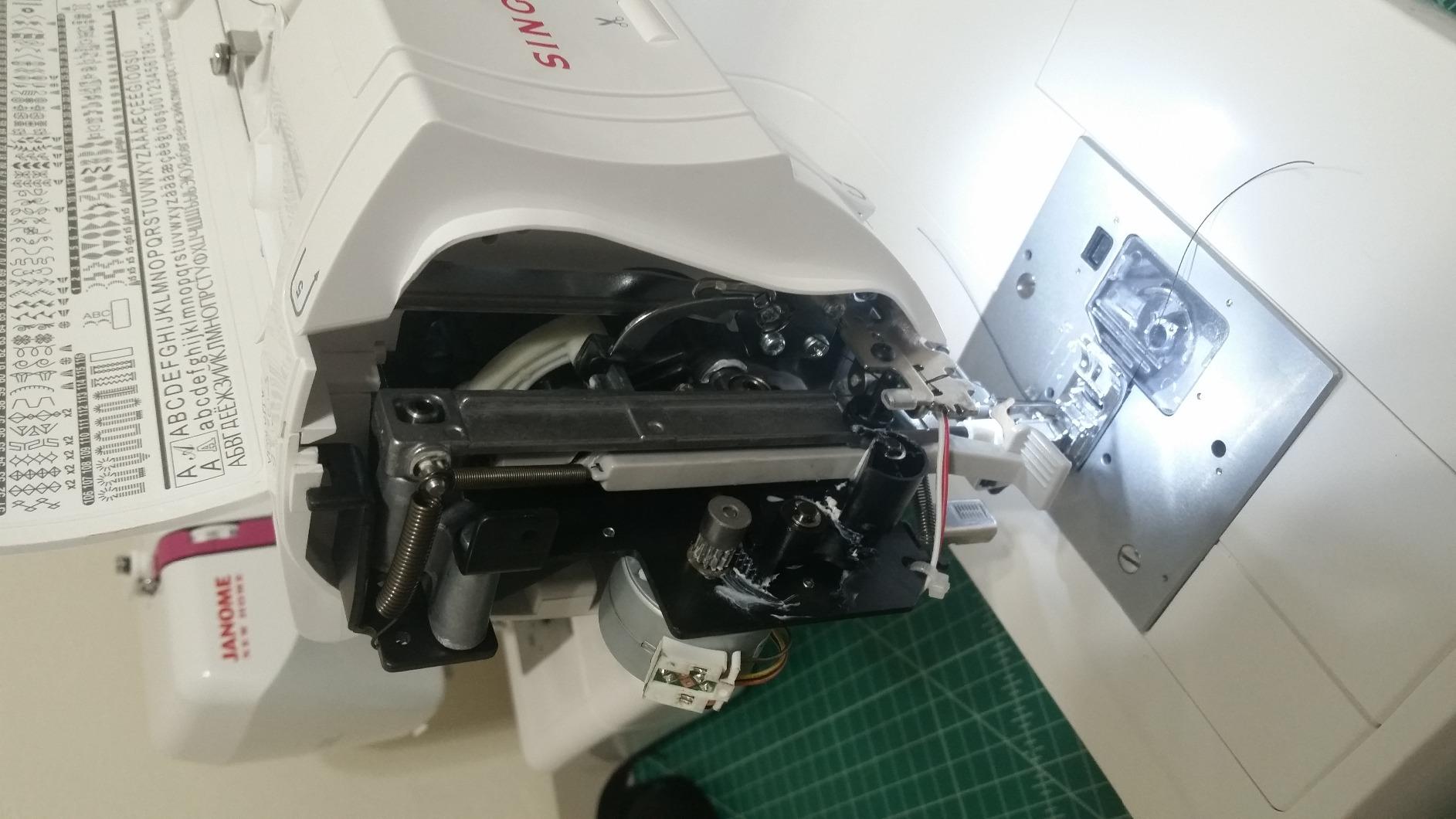 SINGER® Quantum Stylist 9960 Computerized Sewing & Quilting Machine customer photo 1