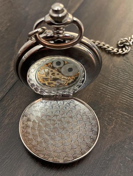 ShoppeeWatch Men's Pocket Watch with Chain | Hand Winding Vintage Pocket Watch | Classic Mechanical Movement Pocketwatch | 1920s Railroad Steampunk Costume Accessory customer photo 1