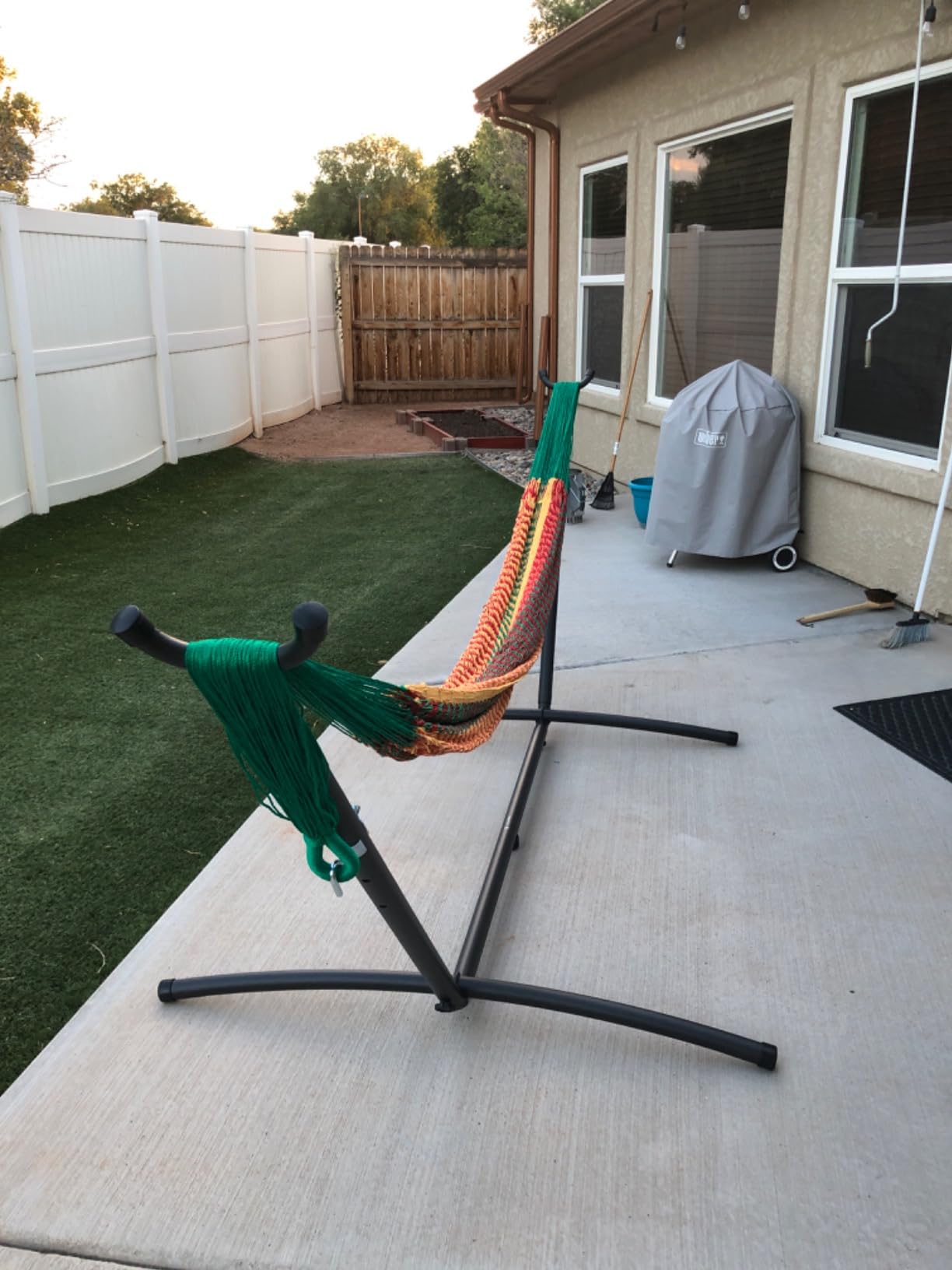 Sunnydaze Mayan XXL Double Heavy-Duty Hammock, Multicolor | 625 lb Weight Capacity, 79