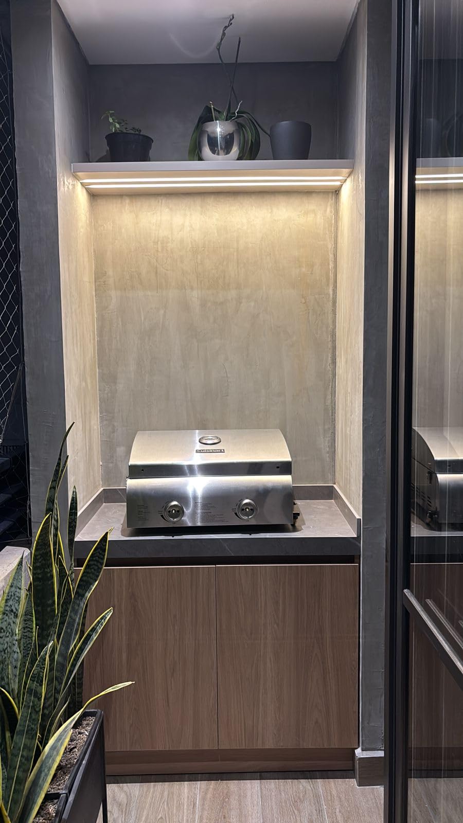 Cuisinart CGG-306 Chef's Style Portable Propane Tabletop Grill, Two 20,000 BTU Burners, Stainless Steel customer photo 1