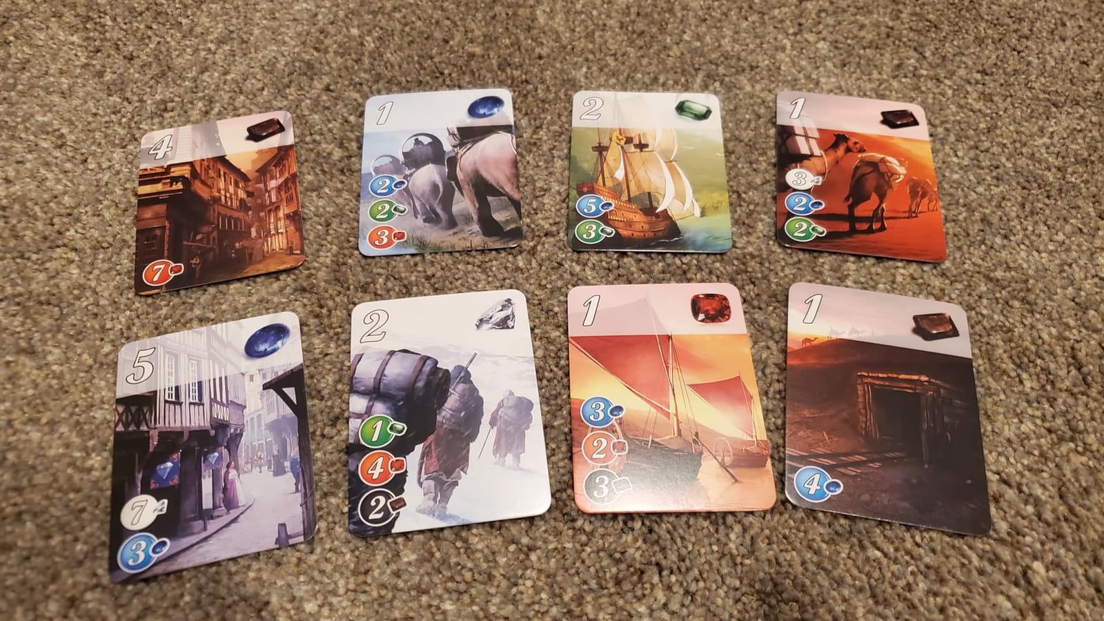 Asmodee Splendor Board Game - Gem Trading & Engine-Building Strategy for Adults & Families, 2-4 Players Ages 10+, 30 Minute Playtime customer photo 1