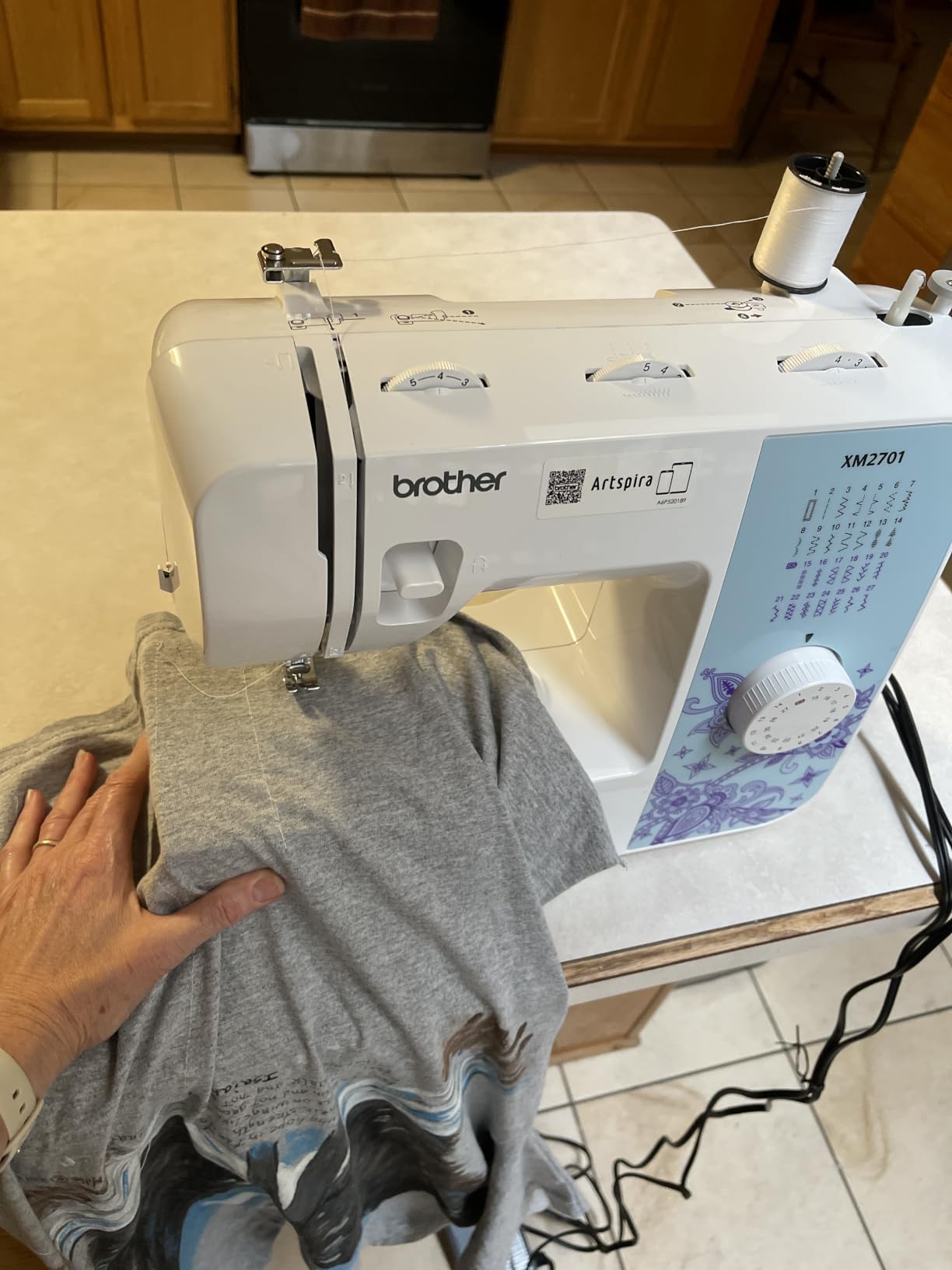 Brother Sewing Machine, XM2701, Portable Sewing Machine, 27 Stitches | Easy sewing machine with 6 sewing feet, auto needle threader, and free arm for cuffs, sleeves, and pant legs customer photo 2