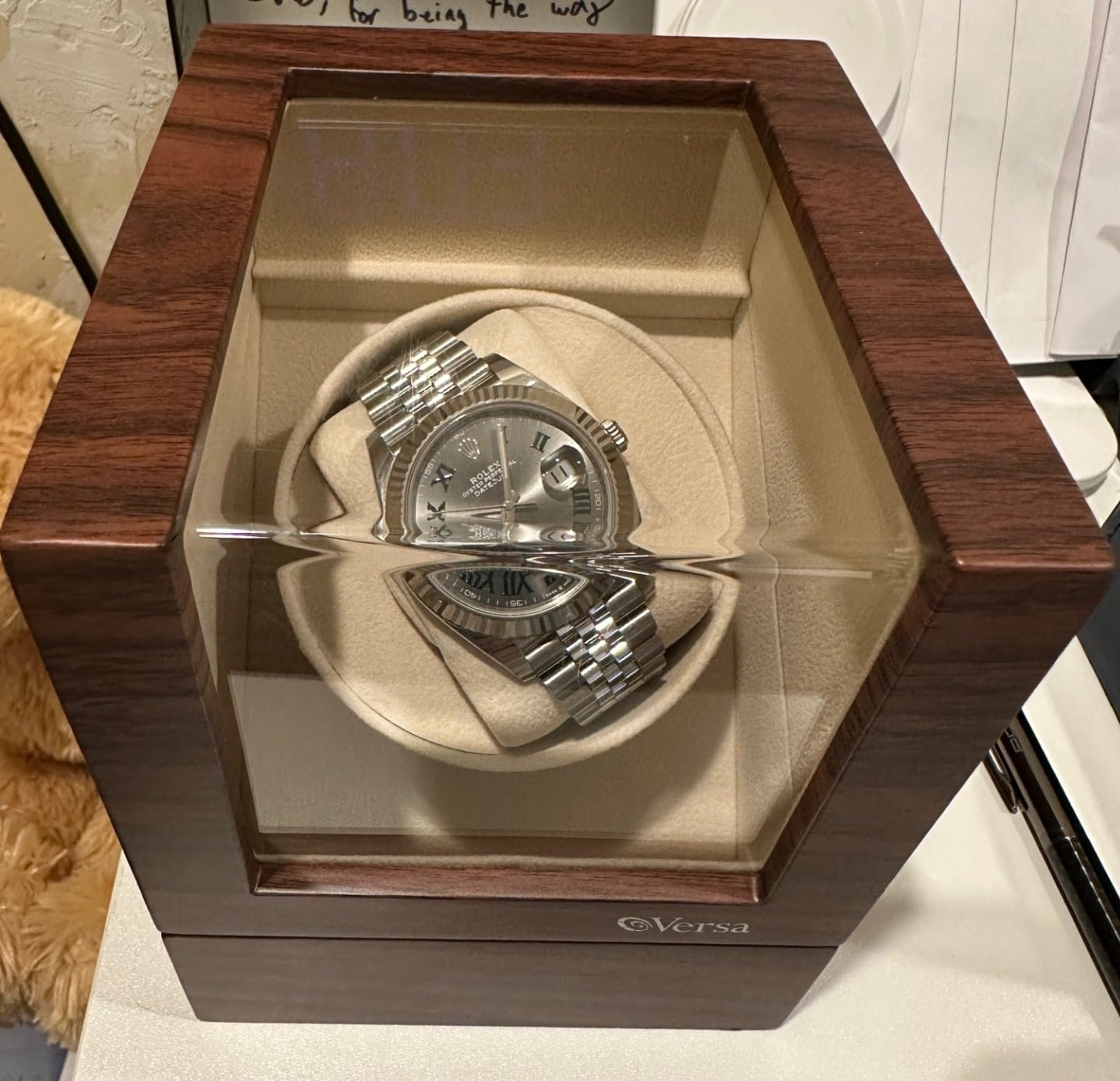 Single Watch Winder by Versa - Elite Automatic Watch Winder - Quiet Japanese Motor - 12 Settings - Compatible with Rolex's, Cartier, Omega, and More customer photo 1