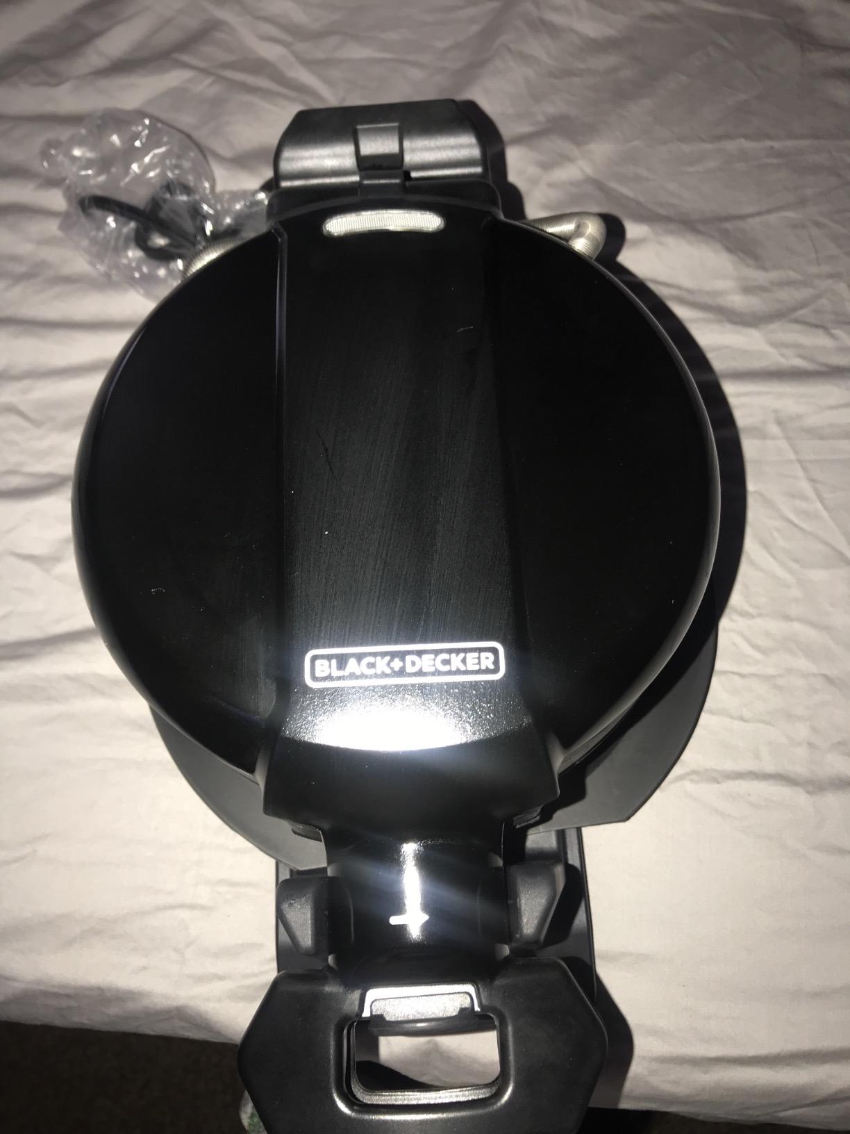 BLACK+DECKER Rotating Waffle Maker, Black, WMD200B customer photo 2