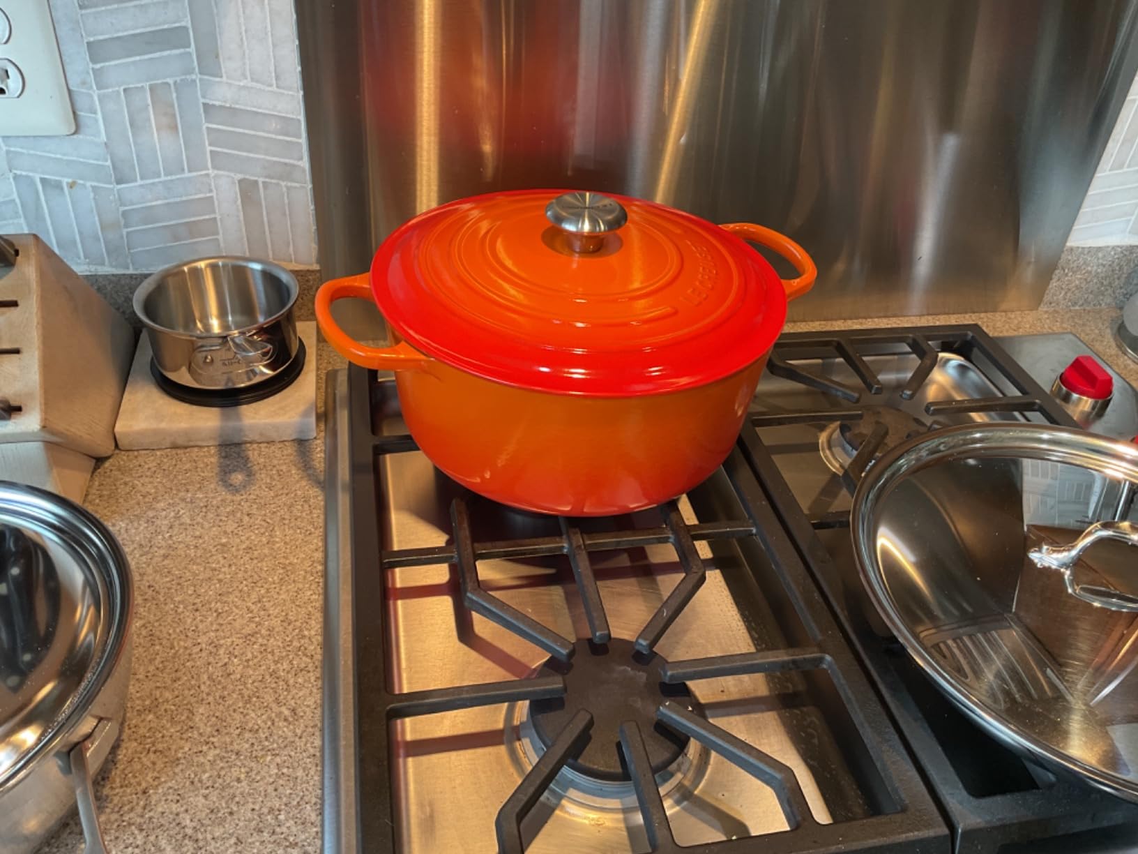 Le Creuset Enameled Cast Iron Signature Round Dutch Oven, 5.5 qt., Flame customer photo 1