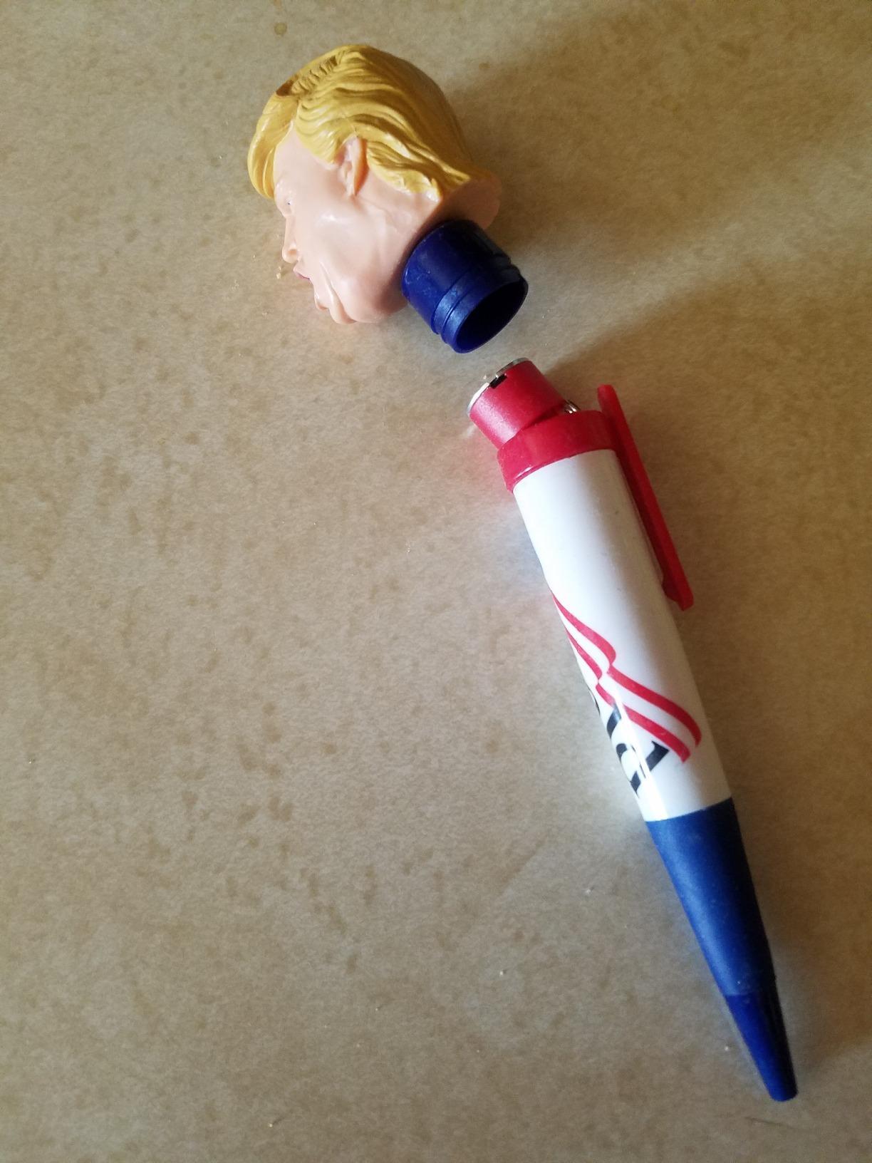 Donald Trump Talking Pen - 8 Real Voice Quotes, Novelty Gag Gift | Press his hair and hear one of 8 real Trump voice quotes - a 7-inch pen with replaceable batteries that actually writes. customer photo 1