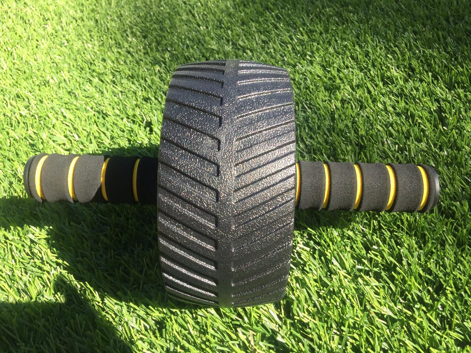 Sports Research Ab Wheel Roller with Knee Pad | Sturdy 3