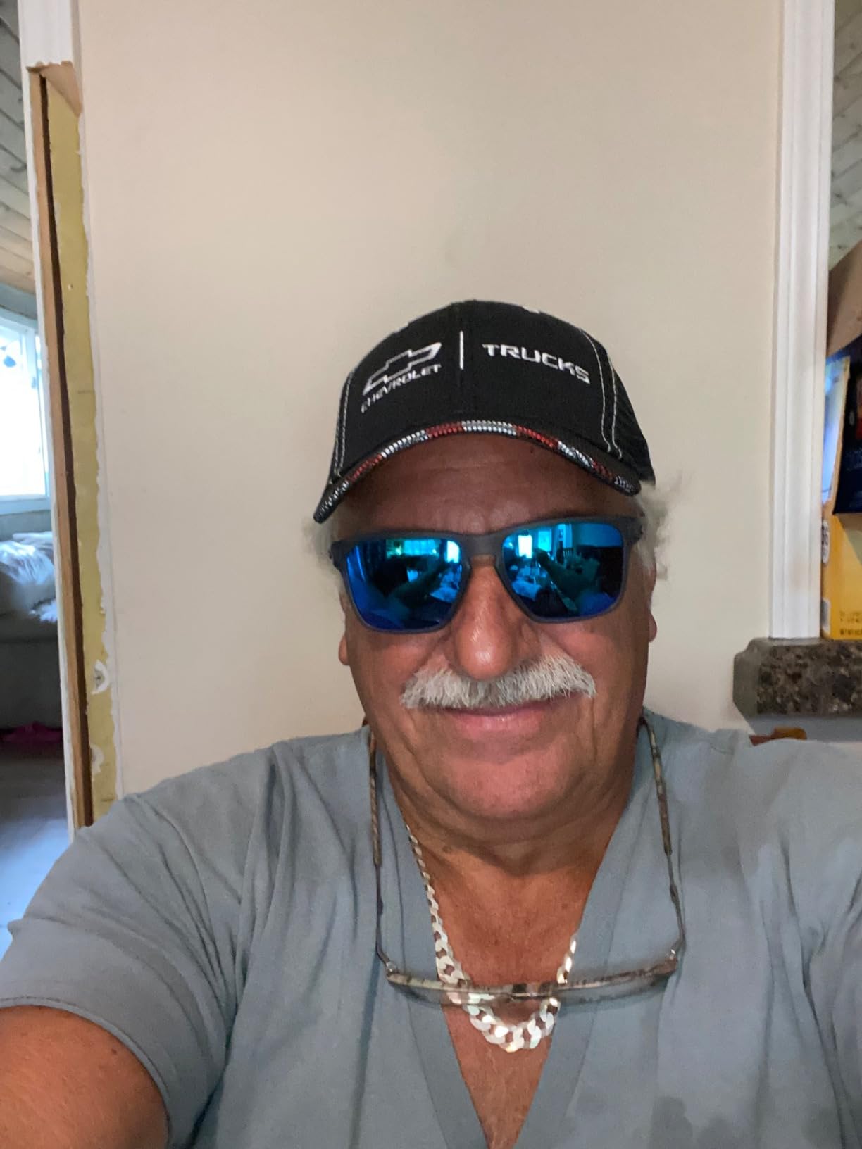 Oakley Man Sunglasses Grey Lenses customer photo 2