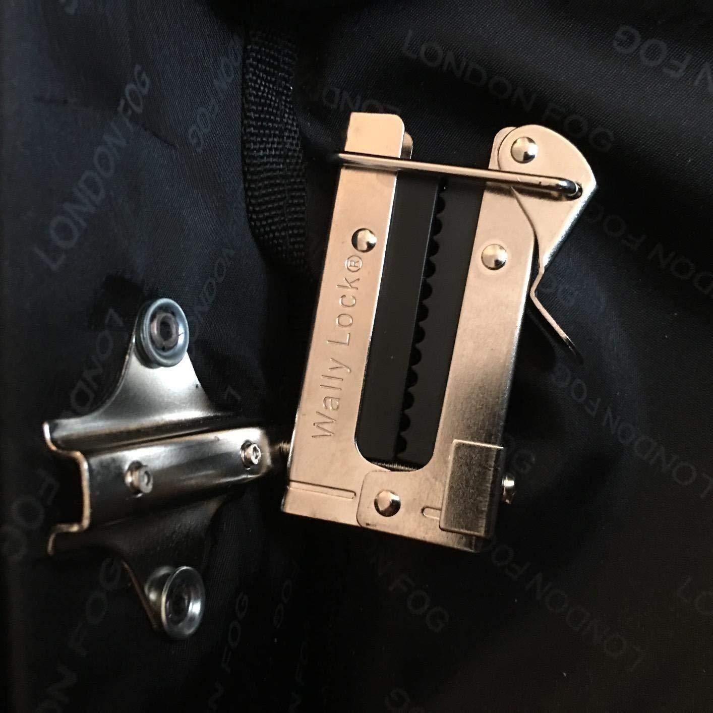 London Fog Buckingham 44 Wheeled Garment Bag, Black customer photo 2