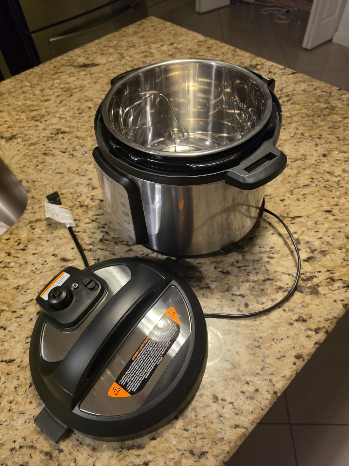 Instant Pot Duo Plus 9-in-1 Multicooker, Pressure Cooker, Slow Cooker, Rice Maker, Steamer, Sauté, Yogurt, Warmer & Sterilizer, Includes App with Over 800 Recipes, Stainless Steel, 6 Quarts customer photo 1