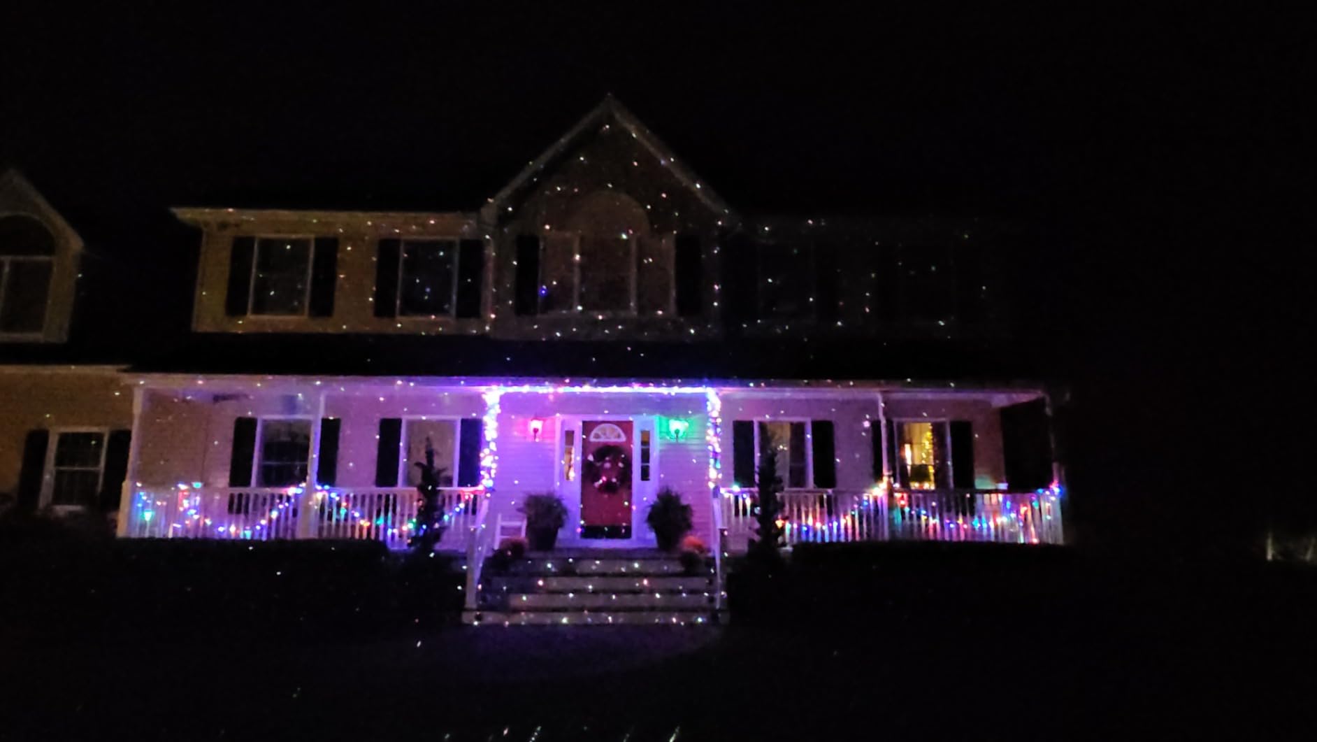 Poeland Christmas Laser Projector Lights Waterproof Outdoor Garden Decorative Lighting with Security Lock 3 Color Red Green Blue customer photo 1