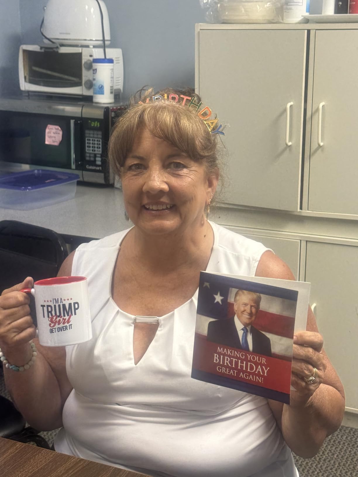 Donald Trump Talking Birthday Card with Real Voice - Novelty Gift customer photo 1