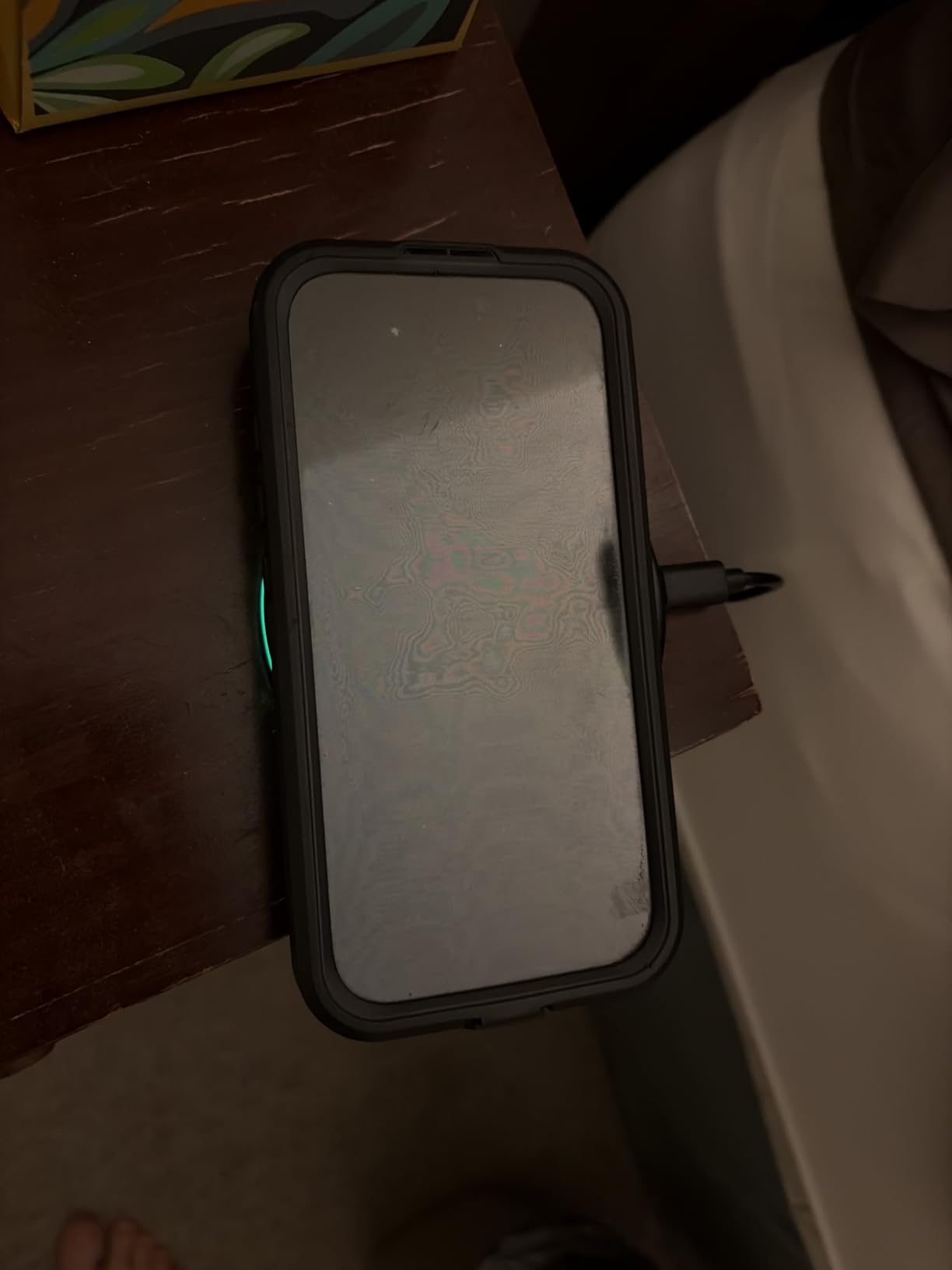 Yootech Wireless Charger, 10W Max Wireless Charging Pad (No AC Adapter) | Compatible with iPhone 17/17 Pro/17 Pro Max/Air/16/15/14/13/SE 2022/12/11, Samsung Galaxy S25/S24/S23, AirPods Pro 3 customer photo 1
