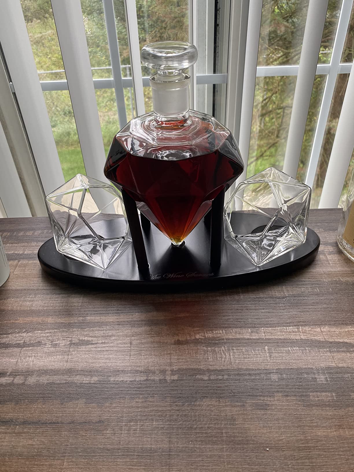 Diamond Whiskey Decanter with 2 Diamond Glasses Set, 750ml Clear Liquor Carafe & 10oz Tilted Tumblers for Scotch Rum Bourbon Vodka Tequila, Unique Home Bar Decor, Luxury Gift Men Women customer photo 1