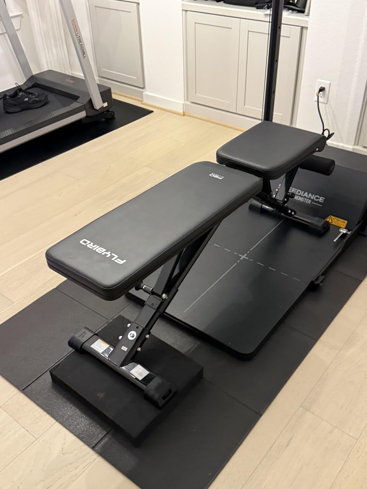 FLYBIRD WB5 Weight Bench, ASTM-Certified 800LBS Adjustable Weight Bench Workout Bench Foldable for Home Gym customer photo 2