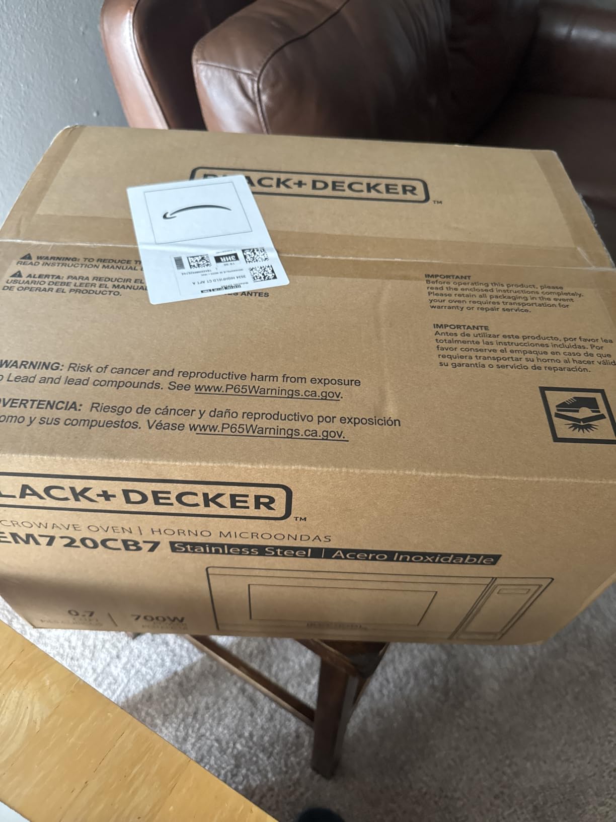 BLACK+DECKER EM720CB7 Digital Microwave Oven with Turntable Push-Button Door, Child Safety Lock, 700W, Stainless Steel, 0.7 Cu.ft customer photo 2