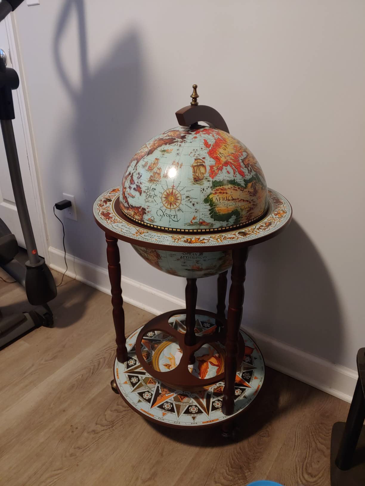 Design Toscano SJ360015 Sixteenth Century Cielo Replica Globe Bar Liquor Cabinet, 18 Inches Diameter, 36 Inches Tall, Blue Finish customer photo 2