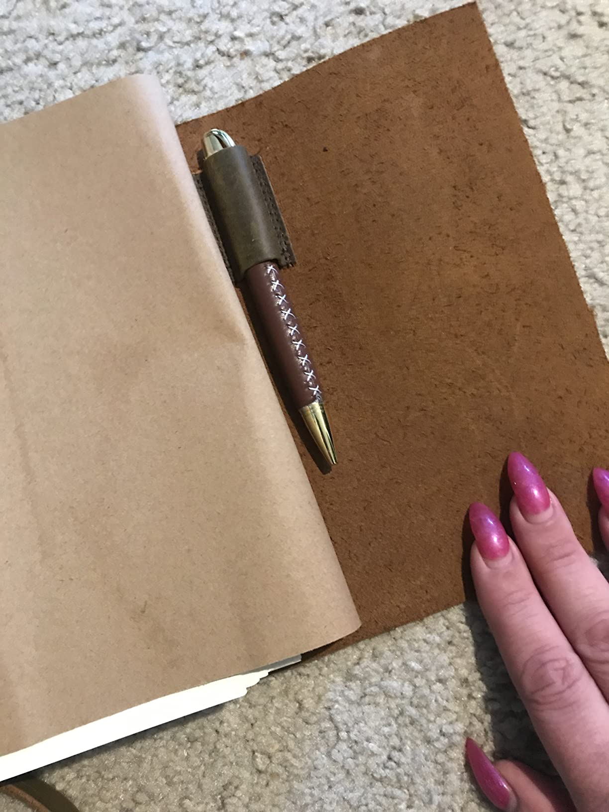 Leather Bound Journal for Men and Women, Handmade Patriotic Gift Set with USA Flag and Eagle Embossed Journal and Stylish Pen, Vintage Notebook, Sketchbook, Planner and Diary A5 (300 Pages) (8x6