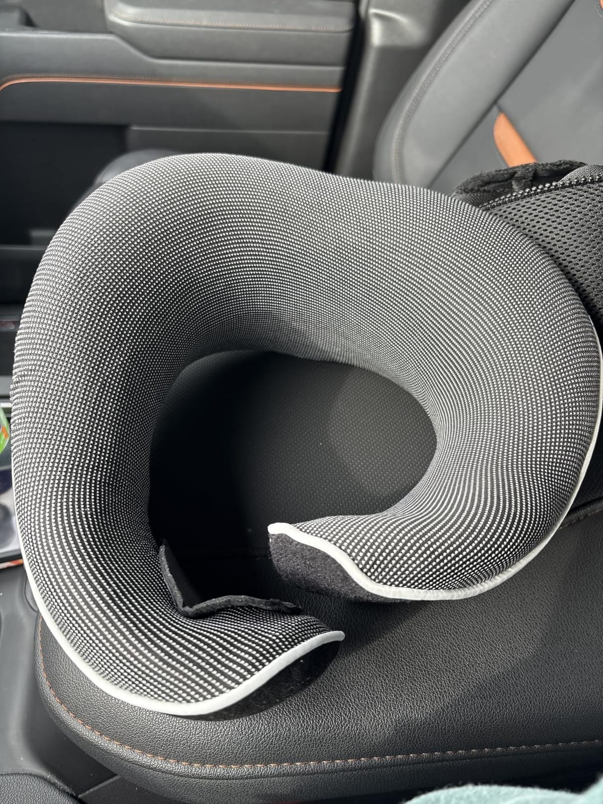 Proglobe Travel Neck Pillow for Airplanes, Long Haul Flight Kit, Grey | Long Flight Travel Kit with 3D Contoured Eye Masks, Earplugs and Luxury Bag, Updated Material Plane Sleeping Support customer photo 2