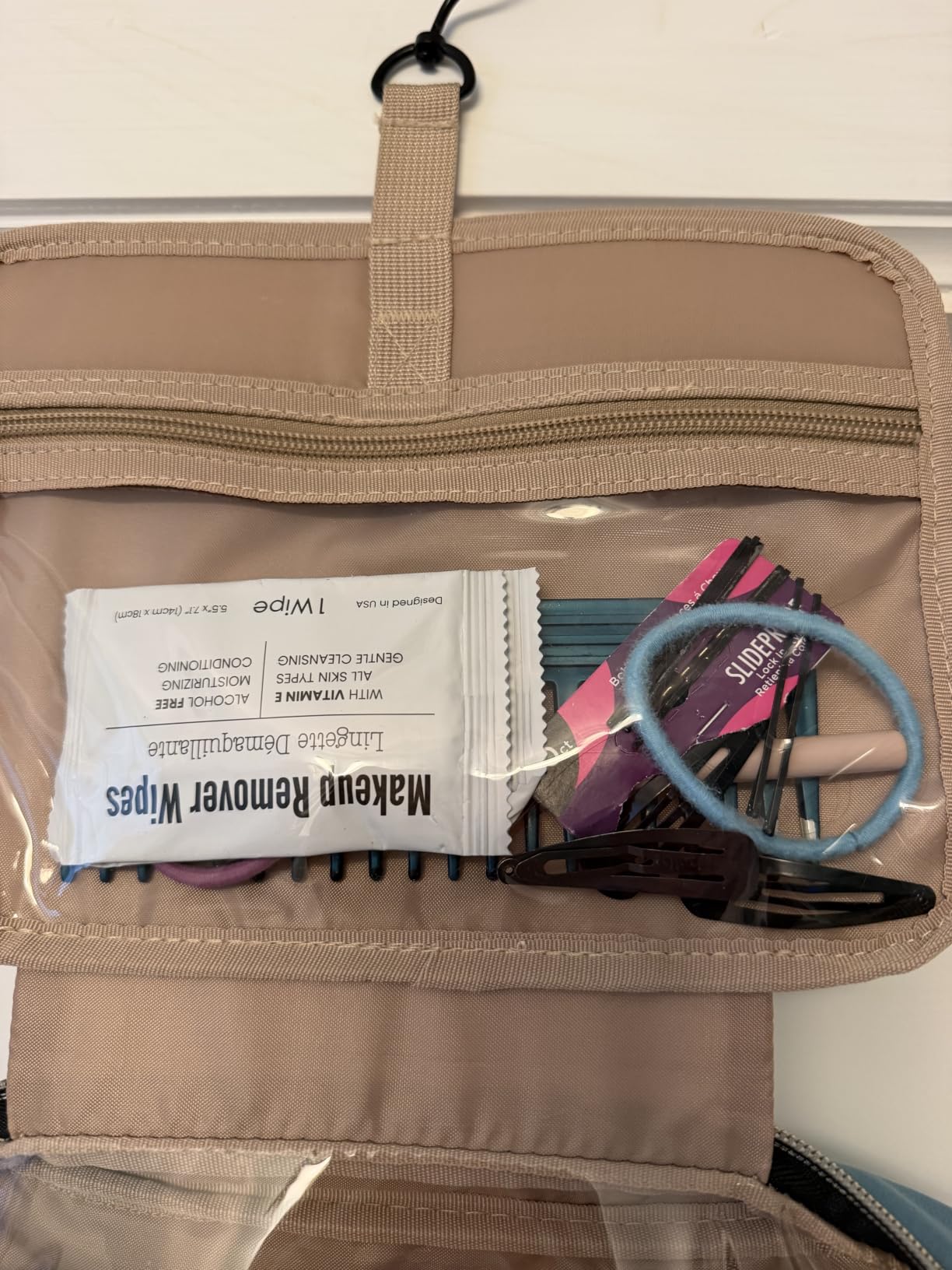 BAGSMART Large Toiletry Bag Travel Bag with Hanging Hook, Water-resistant Makeup Cosmetic Bag Travel Organizer for Accessories, Shampoo, Full Sized Container, Toiletries customer photo 2