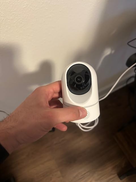 eufy Security Indoor Cam E220, Dog/Pet Camera, Pan and Tilt | 2K Wi-Fi Plug-in, AI Tracking and Alerts, Night Vision, HomeBase 3/Mini/Prof S1 Compatible, Voice Assistant Support customer photo 2