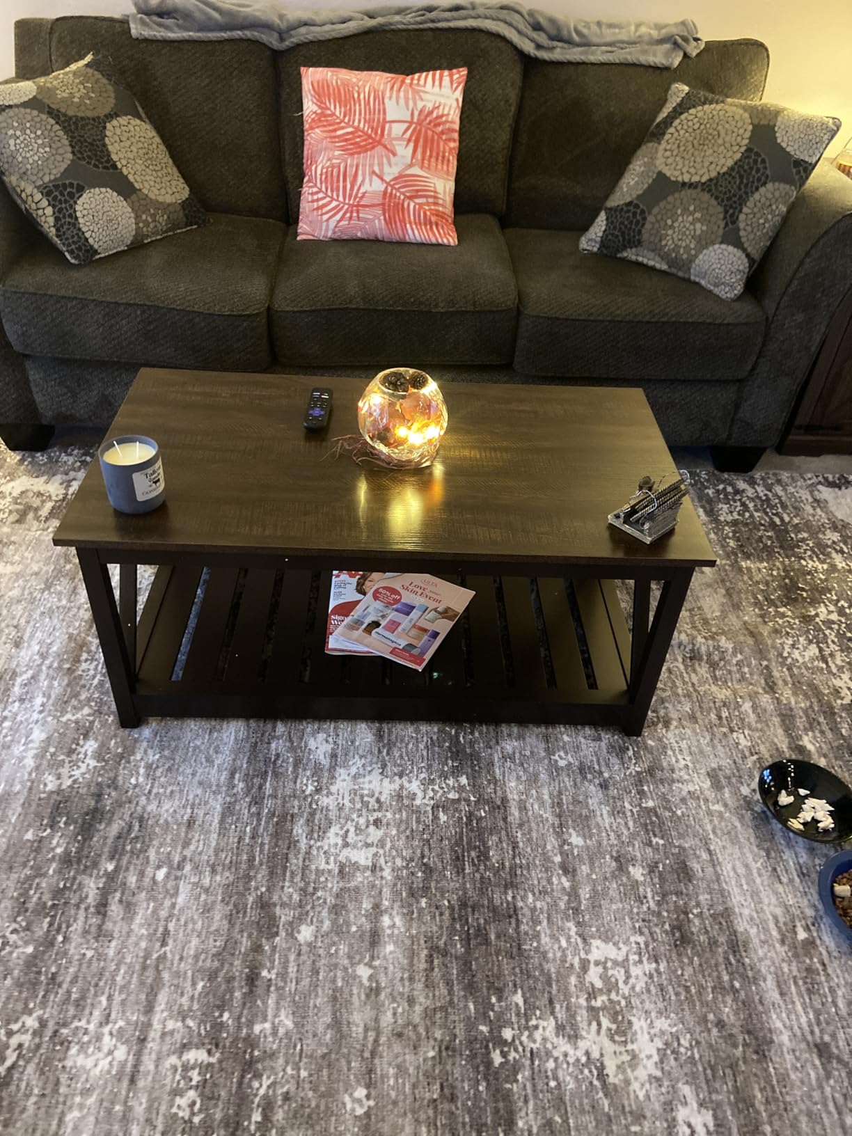 ChooChoo Farmhouse Coffee Table, Rustic Vintage Living Room Table with Shelf, 40 White customer photo 2
