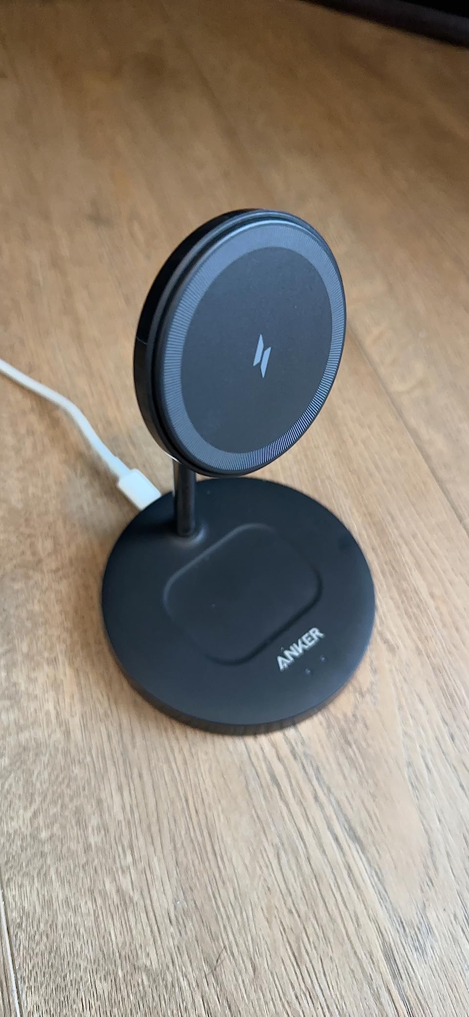 Anker PowerWave 2-in-1 MagSafe Compatible Wireless Charging Stand | Magnetic Dual-Device Dock Lite for iPhone 16 / 15 / 14 / 13 Series, AirPods 2 / Pro, and More (Adapter Not Included) customer photo 1