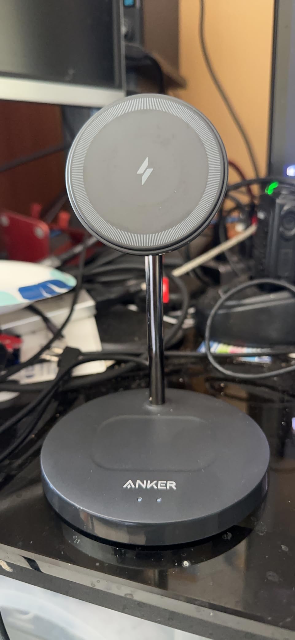 Anker PowerWave 2-in-1 MagSafe Compatible Wireless Charging Stand | Magnetic Dual-Device Dock Lite for iPhone 16 / 15 / 14 / 13 Series, AirPods 2 / Pro, and More (Adapter Not Included) customer photo 2