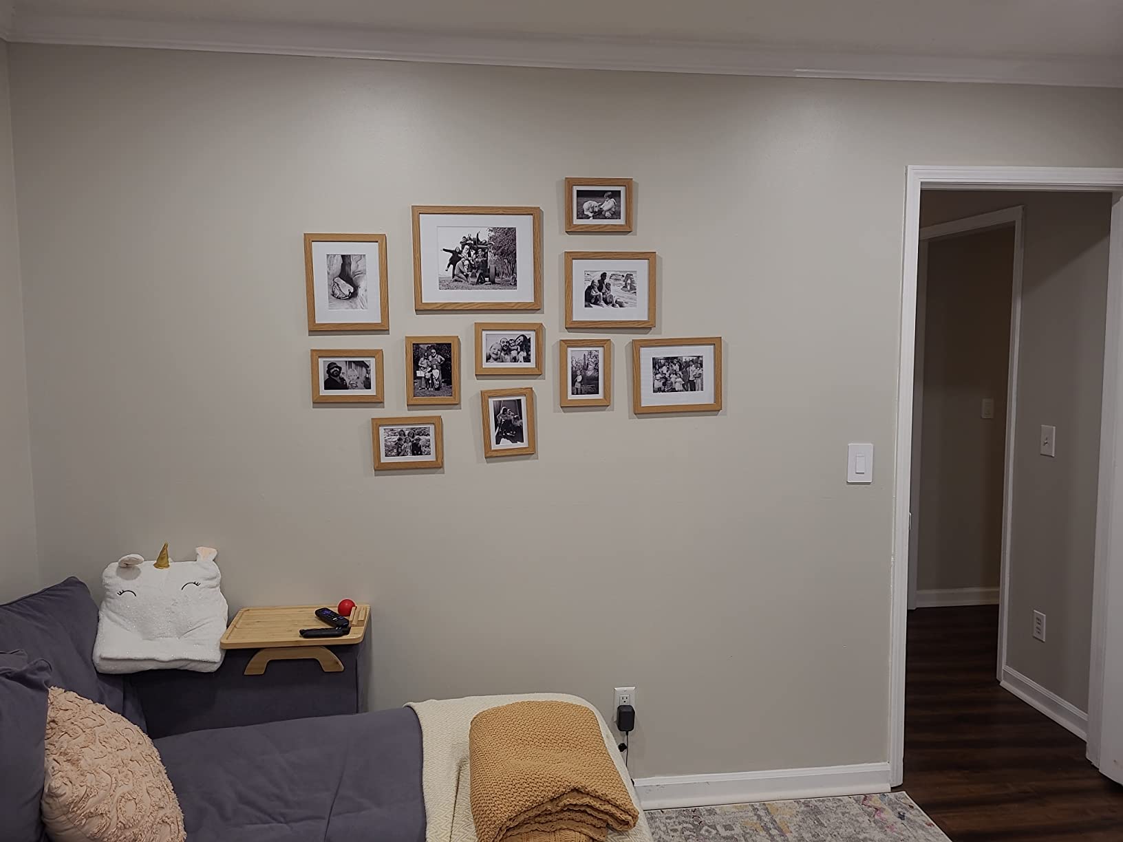 Americanflat Set of 7 Picture Frames with Shatter-Resistant Glass - Gallery Wall Frame Set with One 11x14, Two 8x10 and Four 5x7 Frames - Signature Collection - Dark Oak customer photo 1
