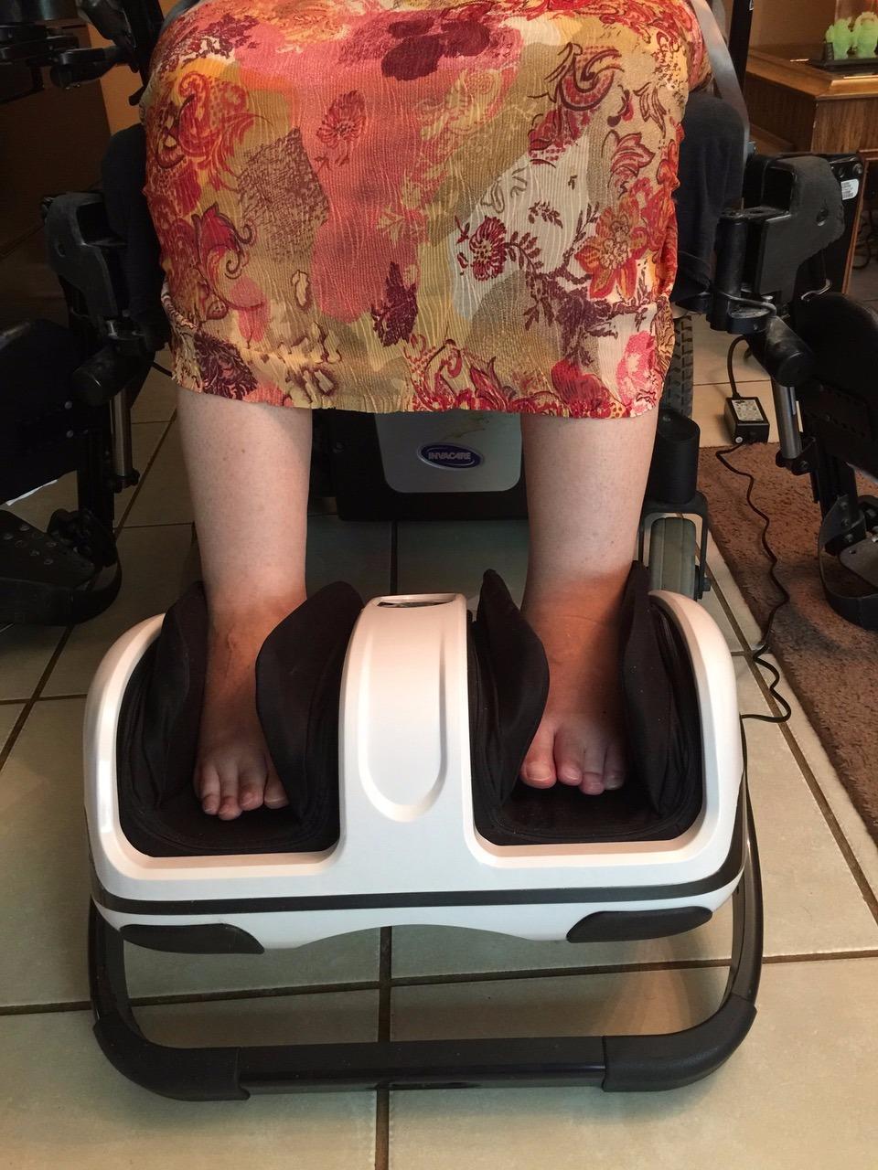 Cloud Massage Shiatsu Foot Massager with Heat, Standard Size, White customer photo 1