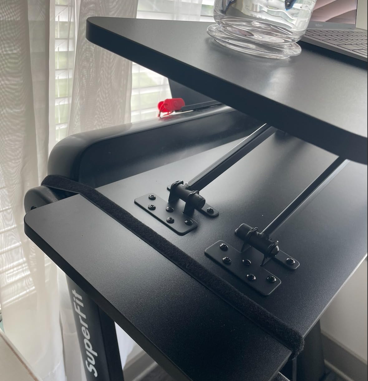 VIVO Universal Treadmill Desk Riser, Height Adjustable Platform for Notebooks, Tablets, Laptops, and More, Workstation for Treadmill Handlebars up to 33 inches, Stand-TDML3 customer photo 1