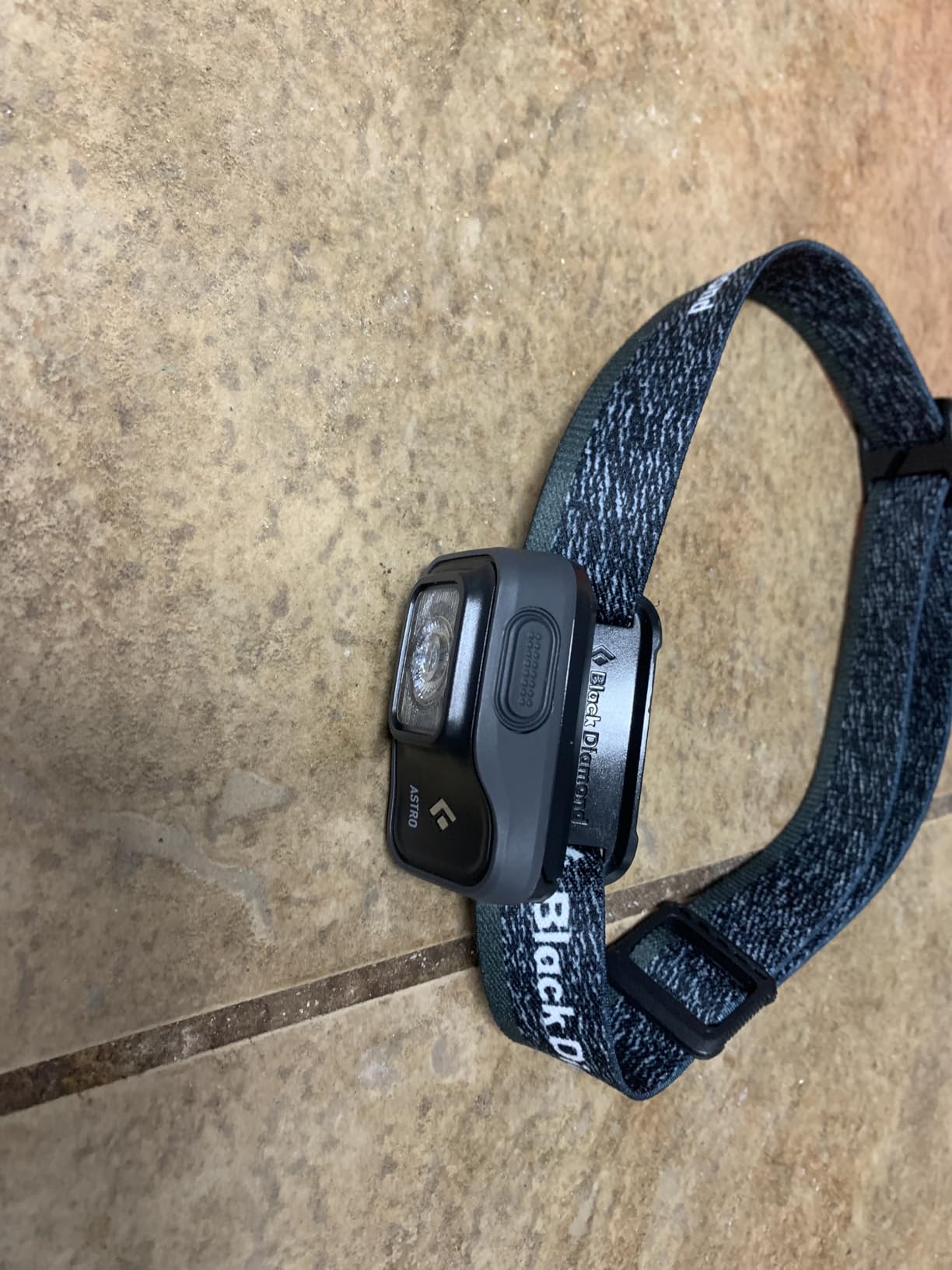 BLACK DIAMOND Astro 300 Headlamp, AAA Powered, Dimmable, Bright, Graphite | 300 lumens, Brightness Memory, BD 1500 battery compatible customer photo 1