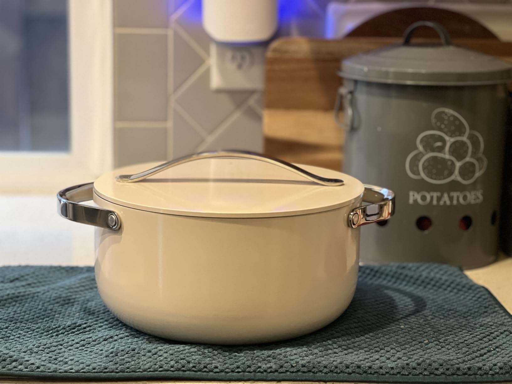 Caraway Non-Stick Ceramic Dutch Oven Pot with Lid (6.5 qt, 10.5