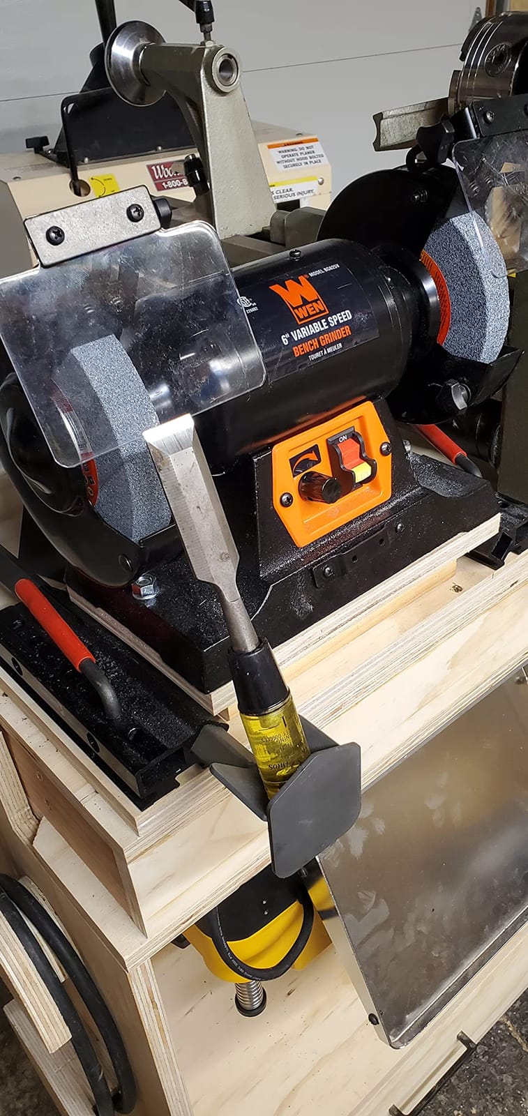 WEN BG625V 2.5-Amp 6-Inch Variable Speed Bench Grinder with Flexible Work Light customer photo 1