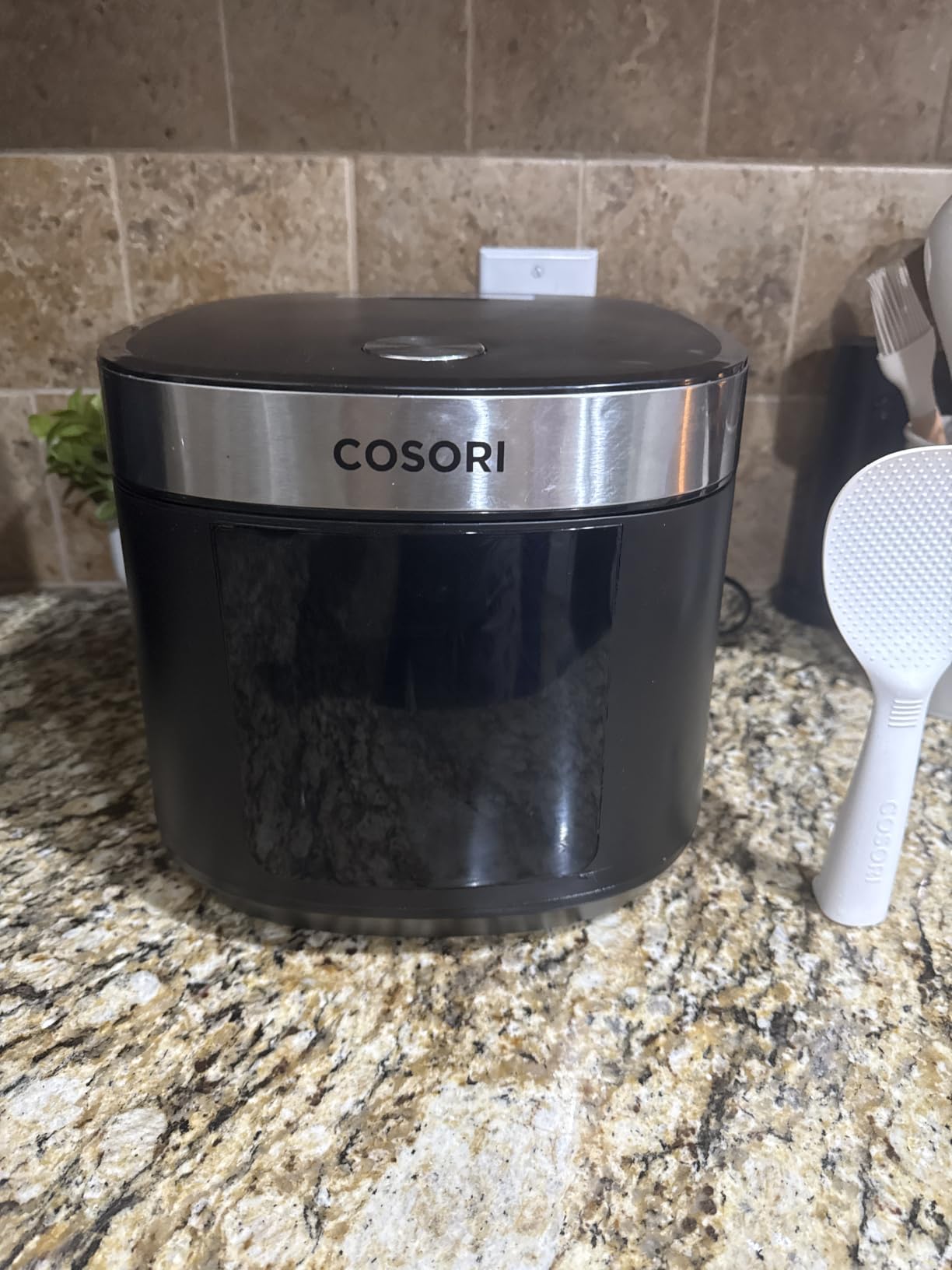 Cosori Rice Cooker 10 Cup, Fuzzy Logic, Ceramic Coating Inner Pot, 18-in-1, 24H Keep Warm & Delay Timer, Stainless Steel Steamer Basket, Sauté, Slow Cook, Black customer photo 2