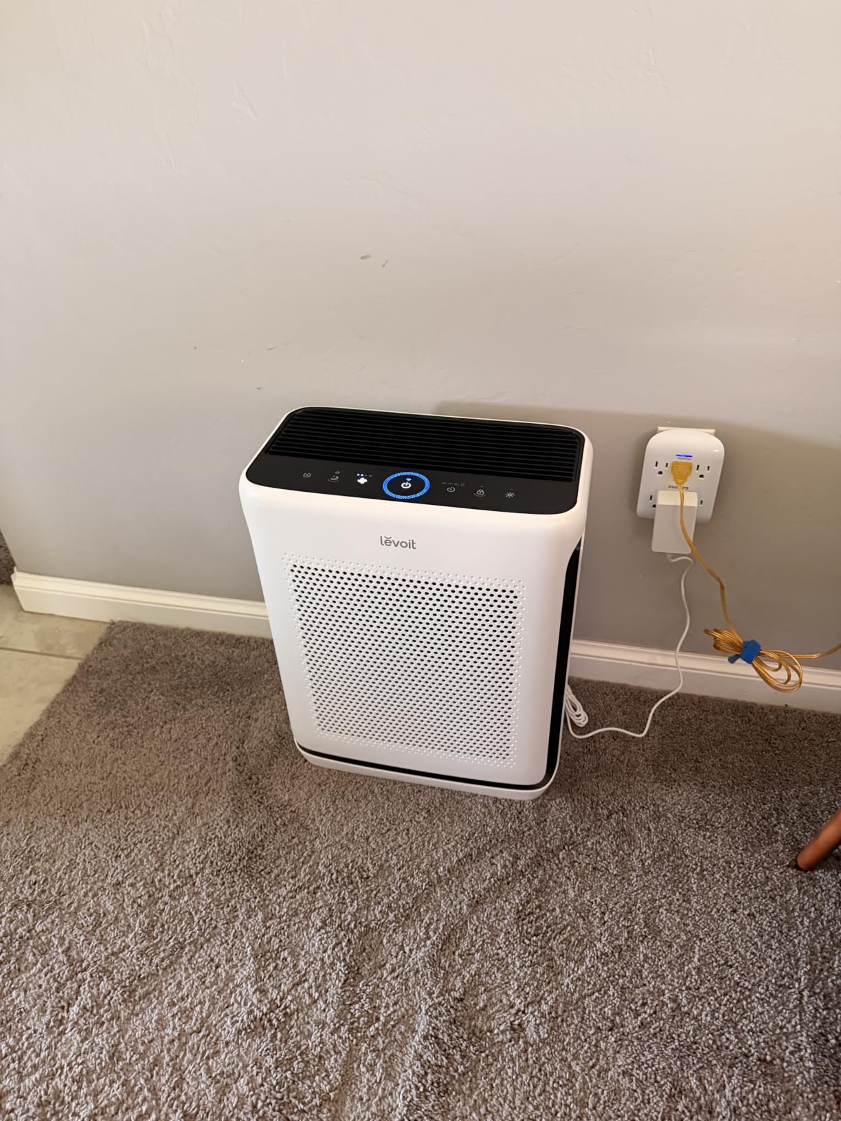LEVOIT Smart Air Purifier for Home Pets Room up to 1875 ft Vital 200S-P | Quiet Bedroom at 27dB, AHAM VERIFIDE, Air Quality Monitor, HEPA Sleep Mode for Allergies, Pet Hair and dander, White customer photo 1