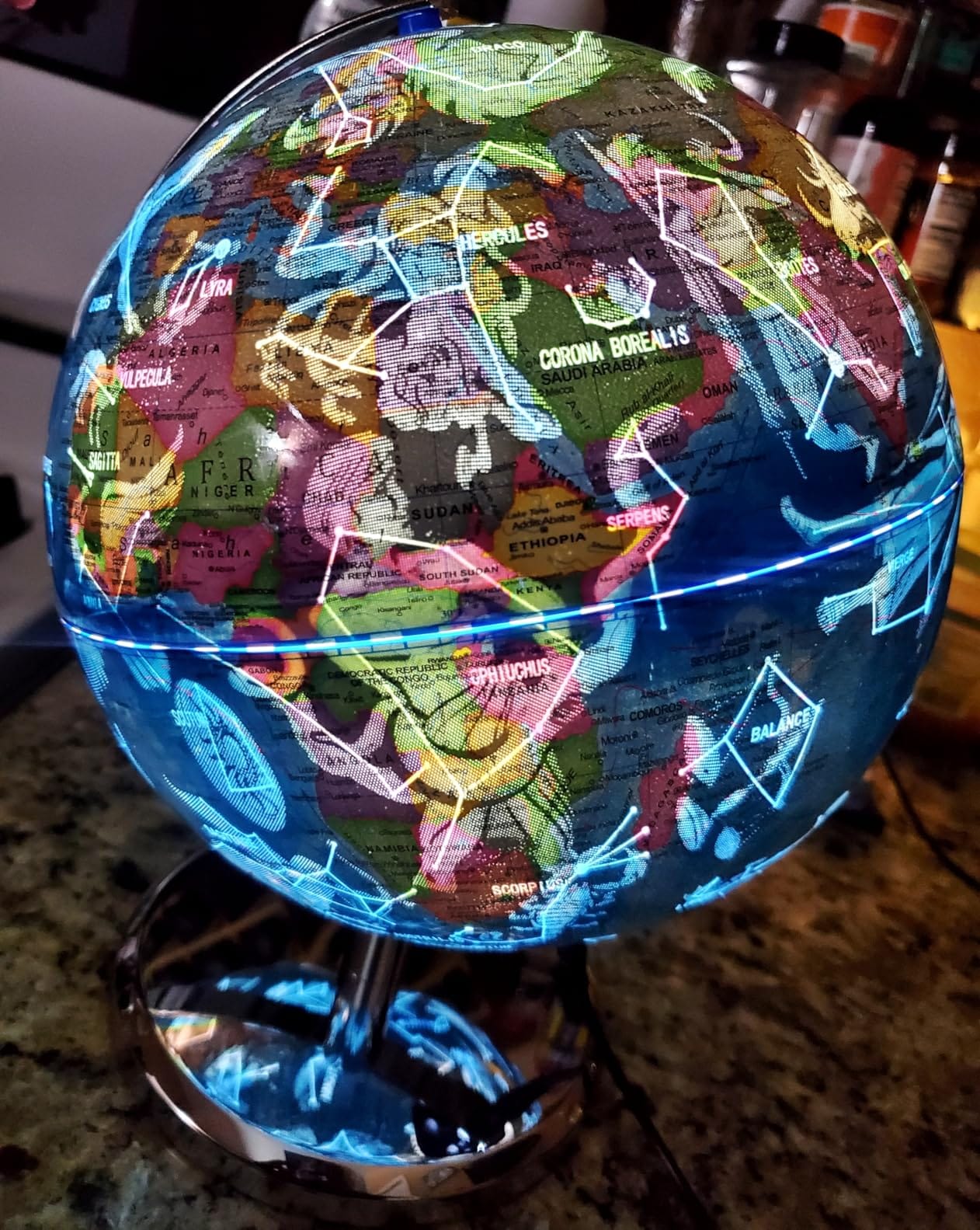 12'' Retro Illuminated World Globe with Wooden Stand, 2-in-1 Educ & Decor Antique Night Light up Globe Built in LED & HD Printed Map customer photo 2