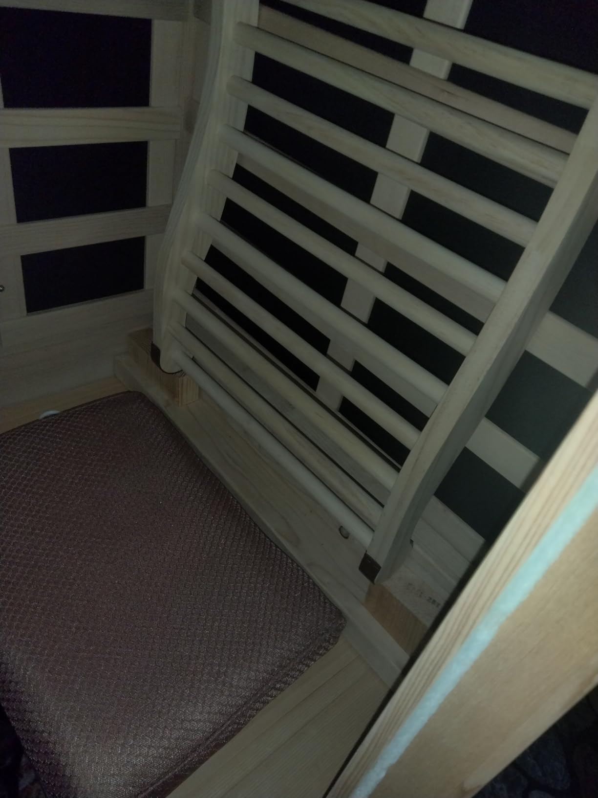 OUTEXER Far Infrared Sauna Home Sauna Spa Room Canadian Hemlock Wood 1200W | Indoor Saunas Low EMF 110V with 7 Color Light and Tempered Glass Door, Room: 35.2*27.6*61.6Inch customer photo 1