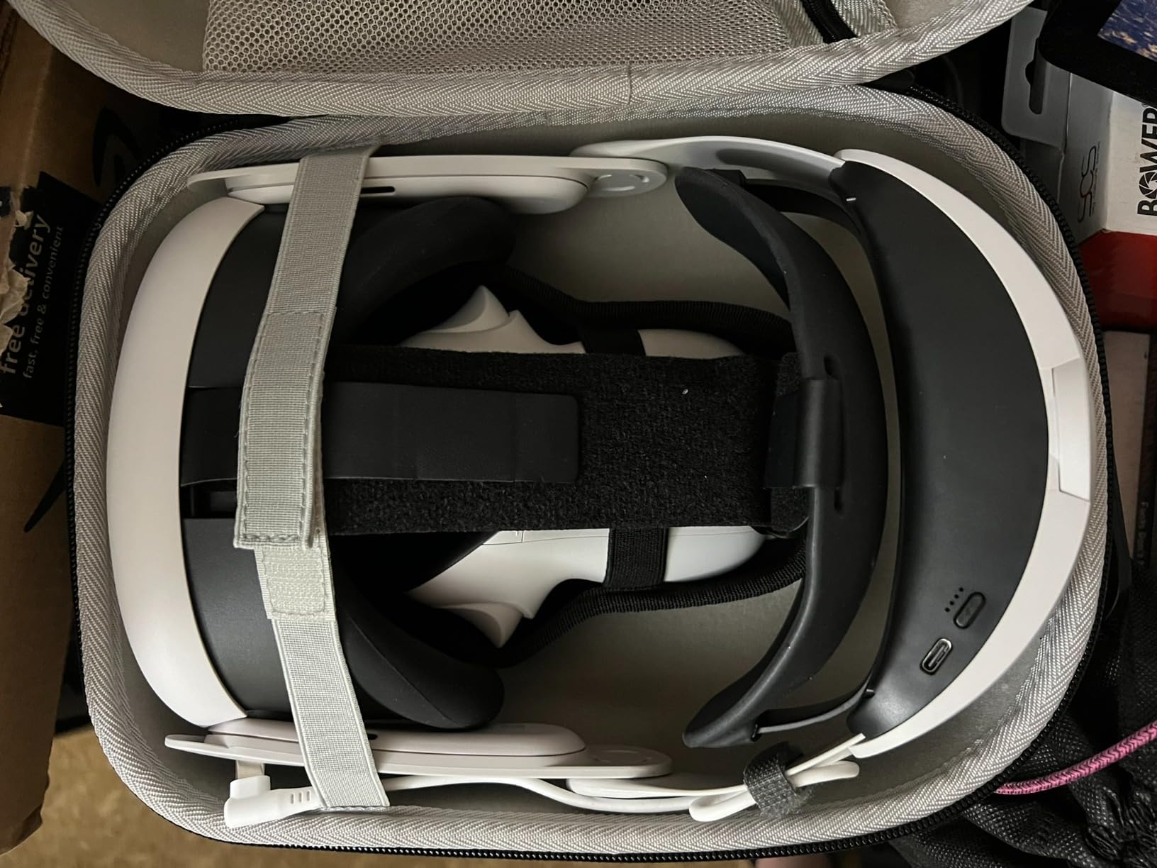 Meta Quest 3 512GB | VR Without Wires - Gorilla Tag Cardboard Monkenaut Bundle - Amazon Exclusive customer photo 2