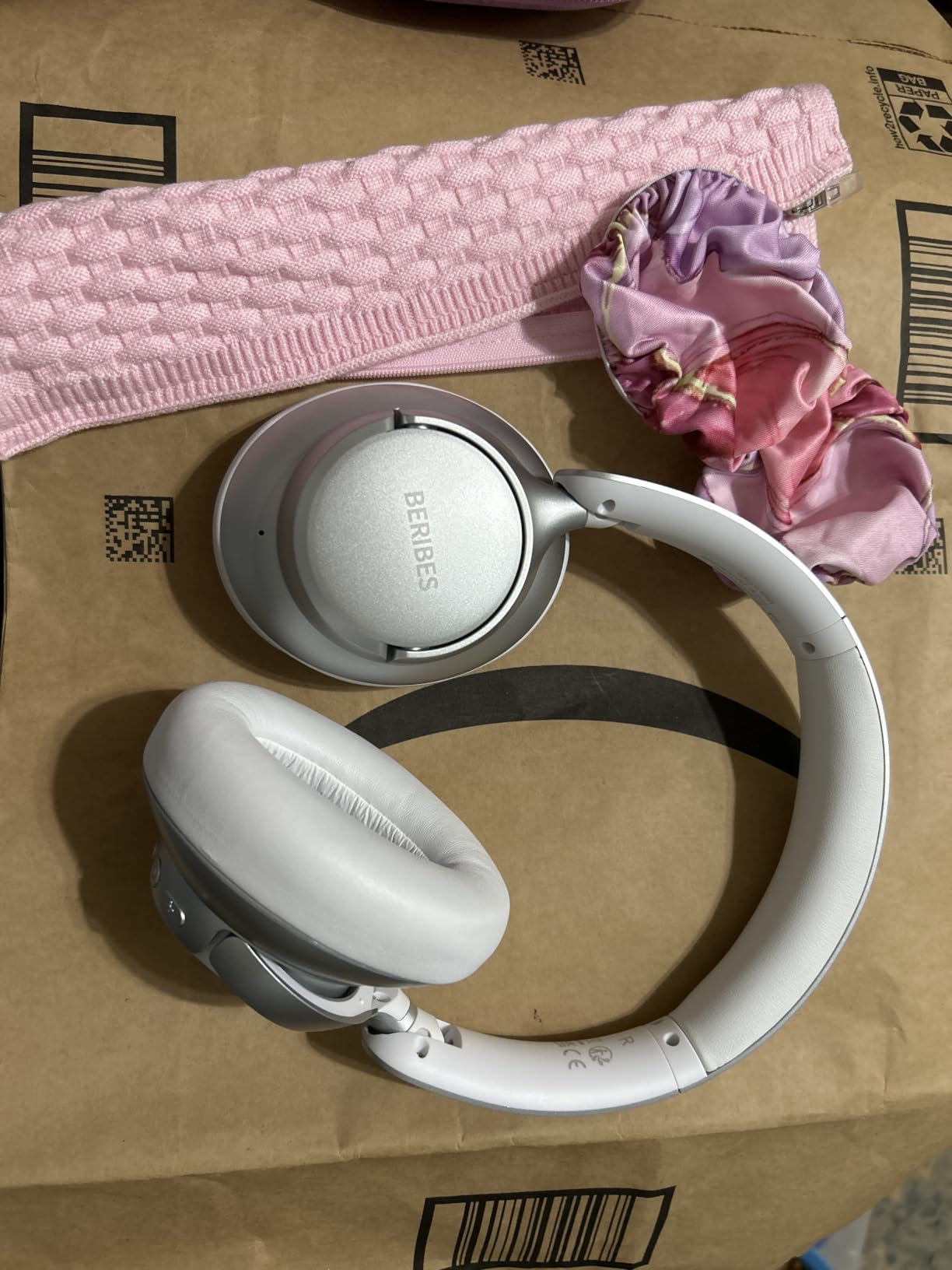 BERIBES Upgraded Hybrid Active Noise Cancelling Headphones with Transparent Modes,70H Playtime Bluetooth Headphones Wireless Bluetooth with Mic, Deep Bass,3.5MM Cable,Soft-Earpads,Fast Charging-Black customer photo 2