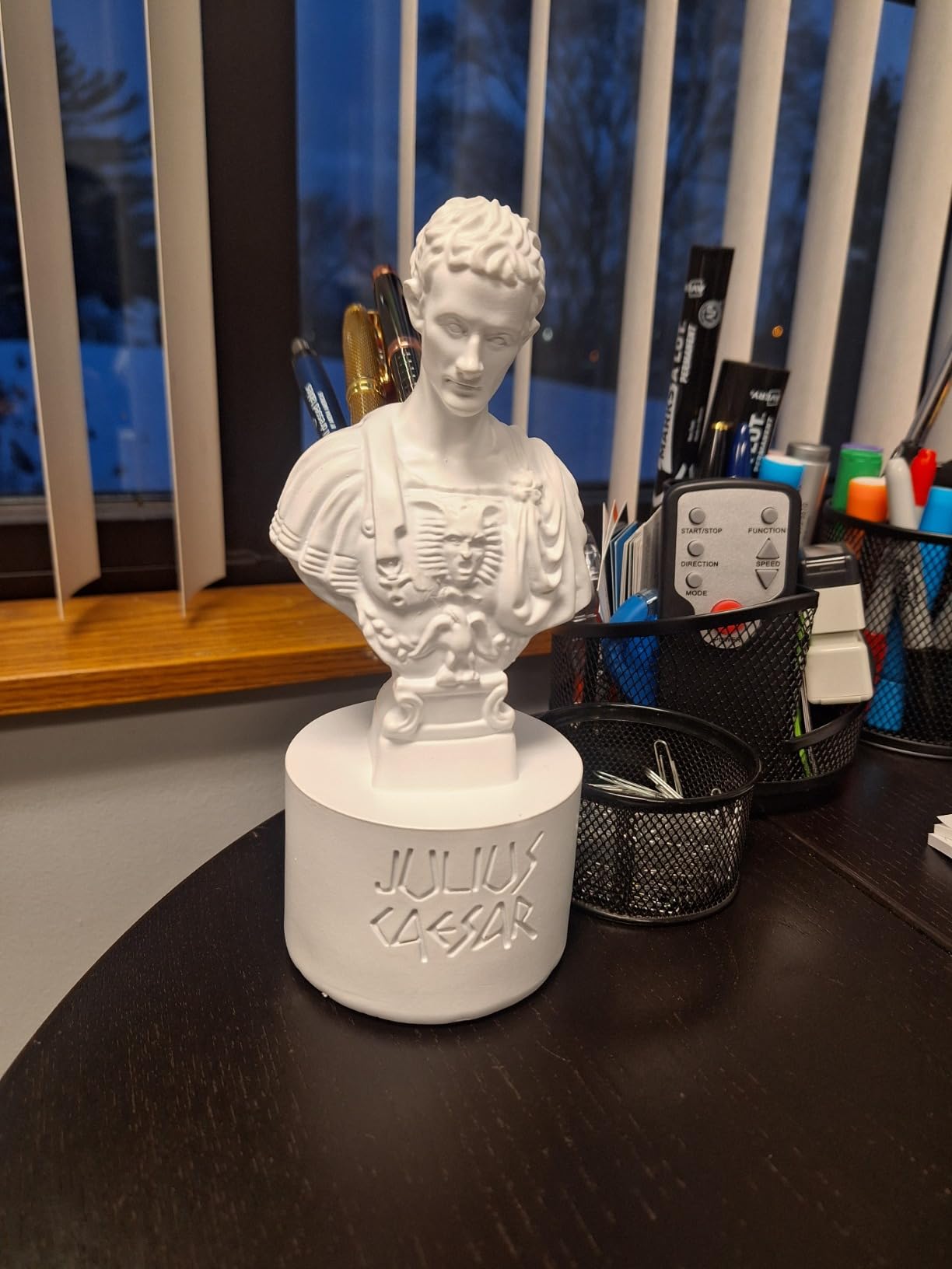 Julius Caesar Pencil Holder Fun Caesar Pen Holder for Desk Teacher Office Organizers Stationary for History Teacher Ides of March customer photo 1