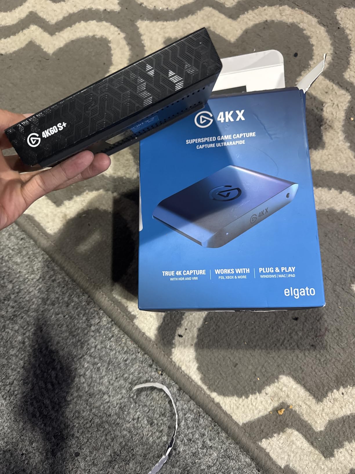 Elgato 4K X Capture Card, HDMI 2.1, 4K144 Ultra-Low Latency | VRR passthrough, HDR10, Up to 1080p240 capture, USB 3.2 Gen 2, Works with OBS and more, For PS5, Xbox, Switch, PC, Mac customer photo 2