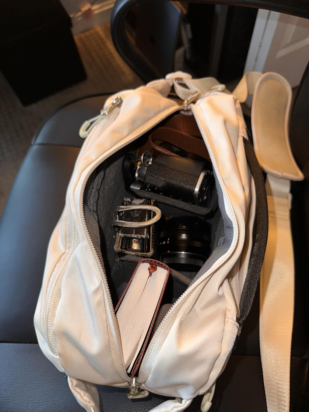 K&F CONCEPT Camera Sling Bag, Everyday Shoulder Crossbody Bag | Multifunction Photography Portable Bag, DSLR/SLR/Mirrorless Camera Case, BS01 customer photo 1