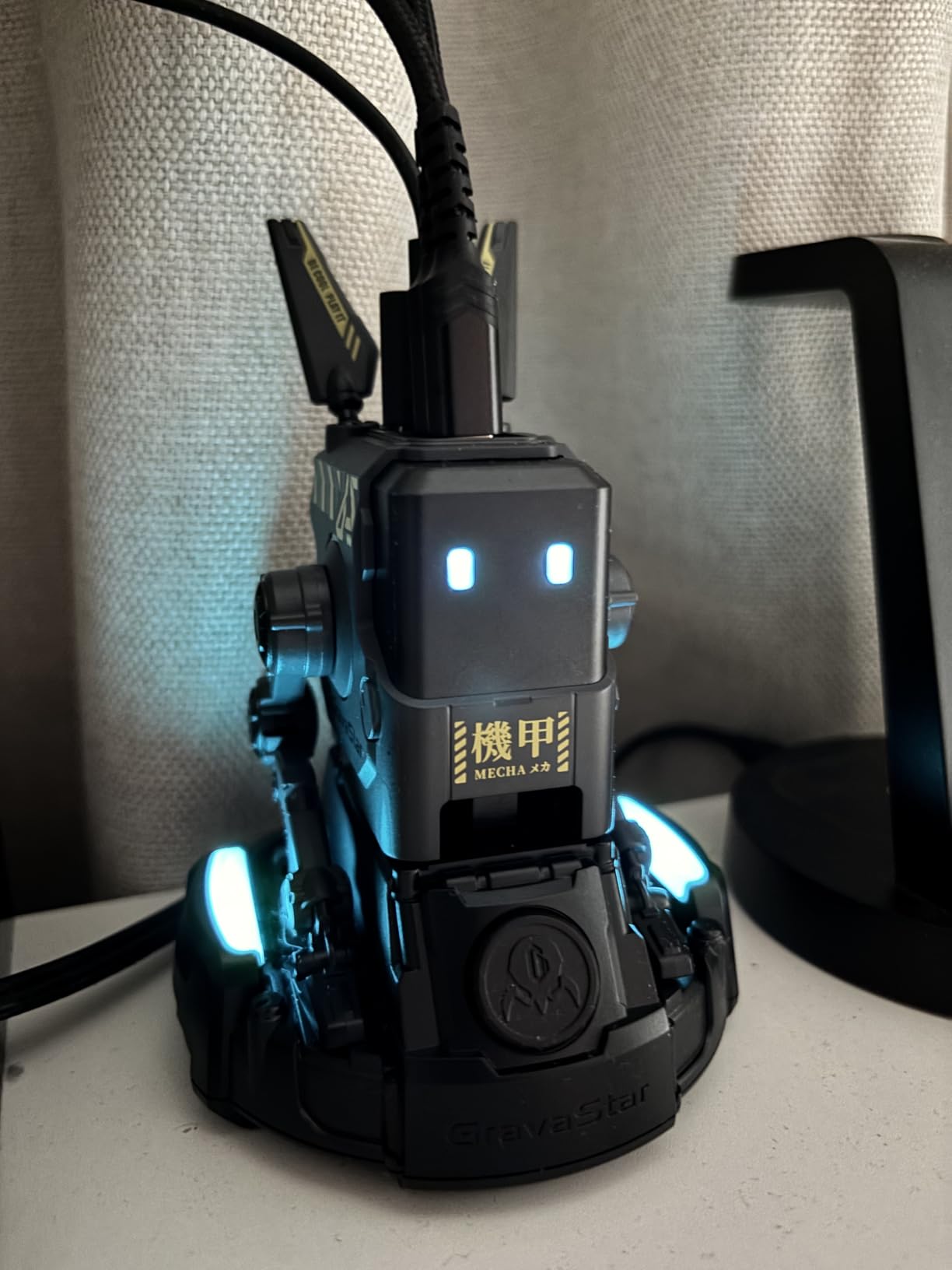 GRAVASTAR 65W GaN Robot USB-C Charger with 3 Ports customer photo 1