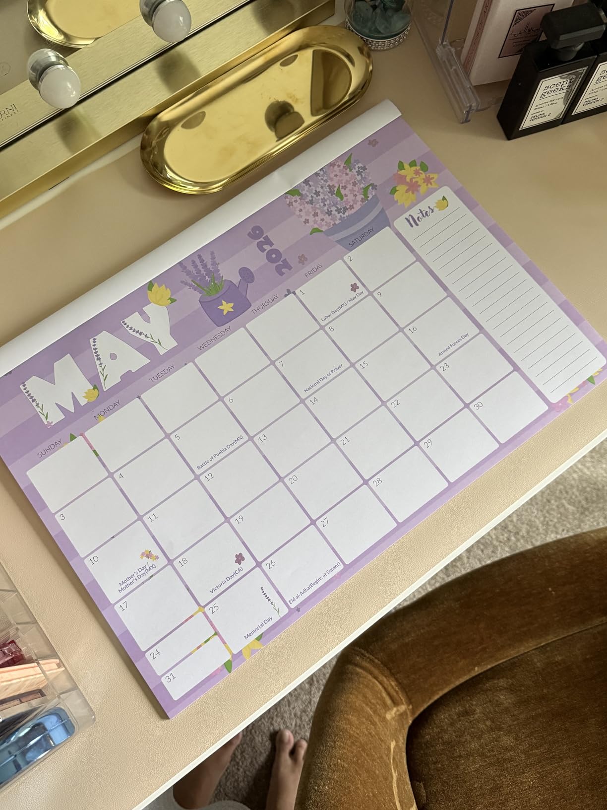 SUNEE Desk Calendar 2026-2027, 17