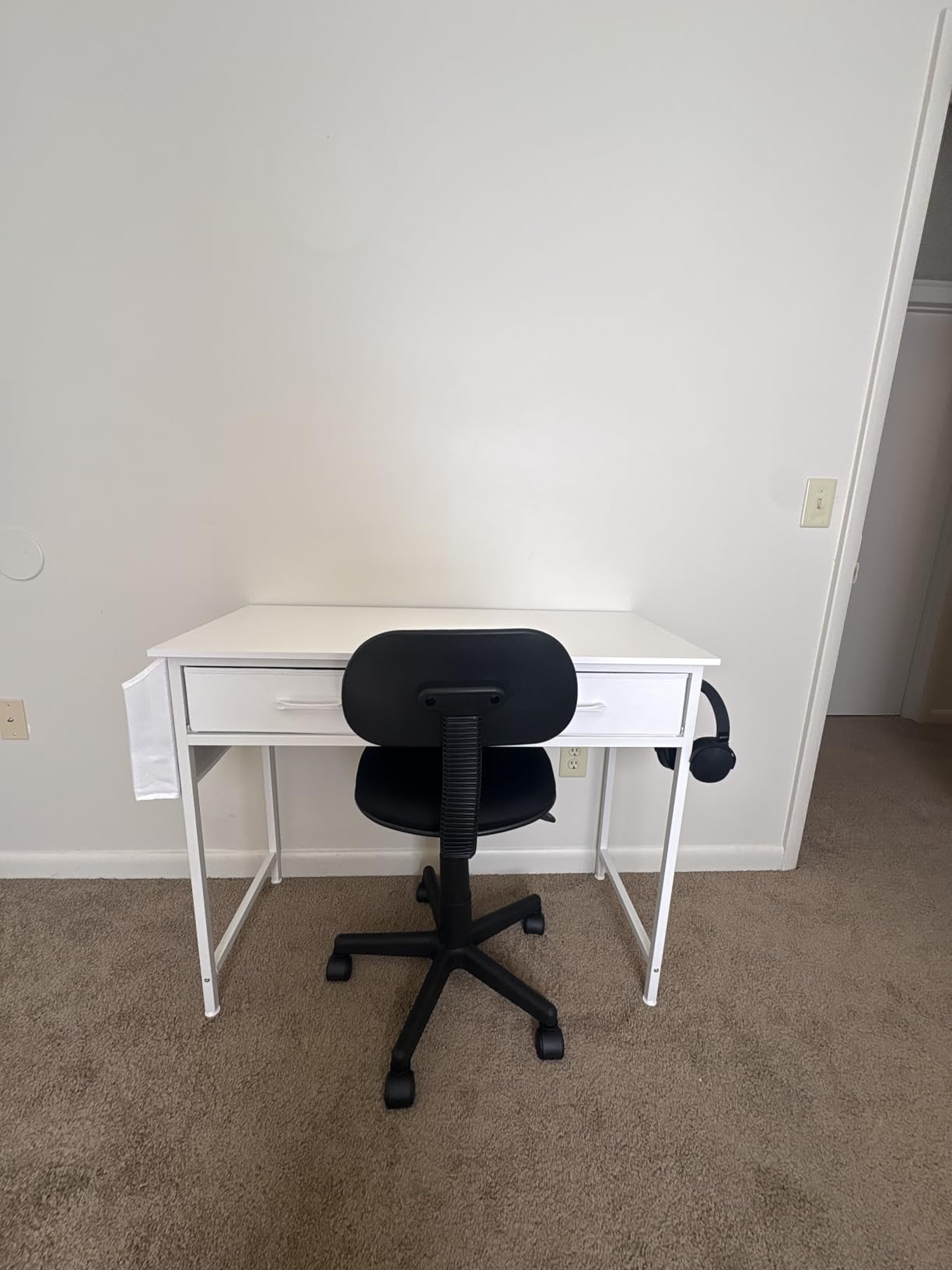 DLisiting Small Desk with Drawers for Bedroom, 32 Inch Kids Desk with 2 Fabric Drawers for Small Space customer photo 2