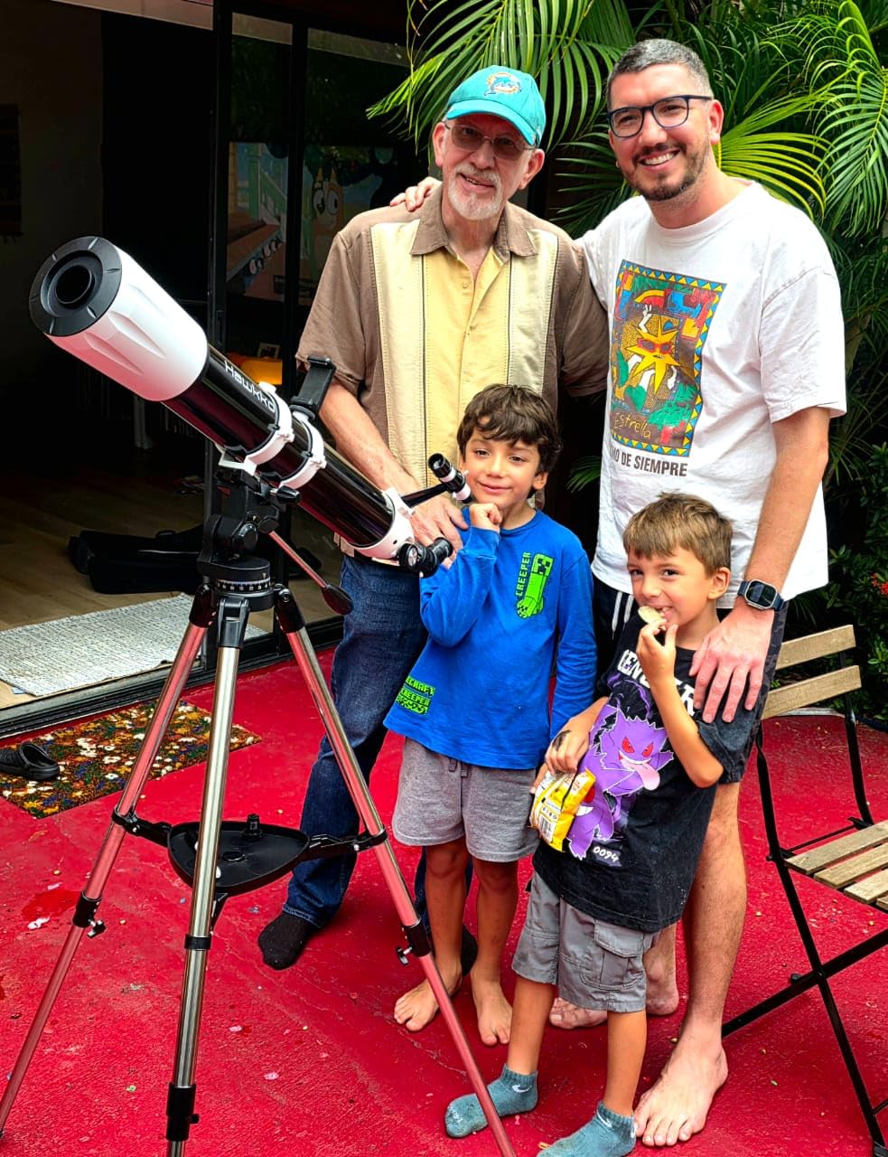 Hawkko 90mm Aperture 900mm Telescope for Adults High Powered | Multi-Coated Professional Refractor Telescope for Astronomy Beginners (36X-270X) with AZ Mount, Carry Bag, Phone Adapter customer photo 2